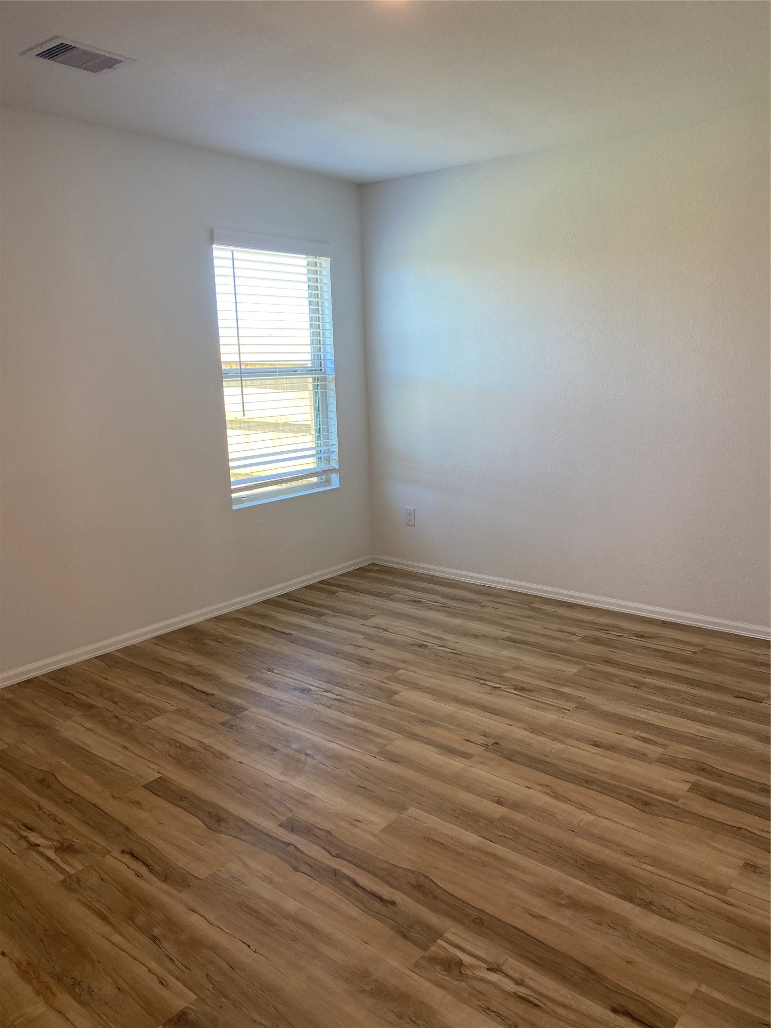 8839 Wooster Trail Drive, Baytown, TX 77521