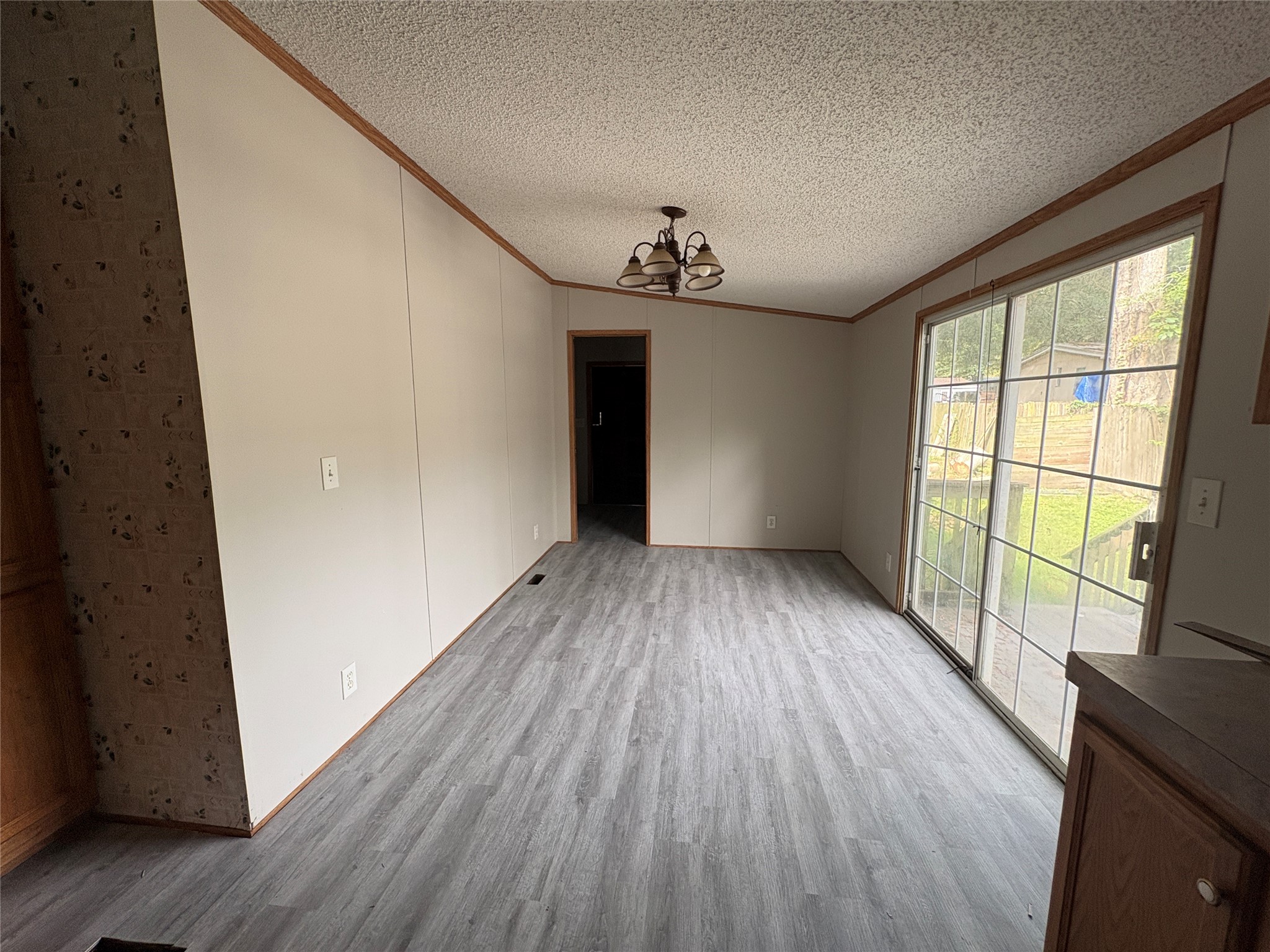 15197 Ridgepoint Circle, Willis, TX 77318 15197 Ridgepoint Circle, Willis, TX 77318