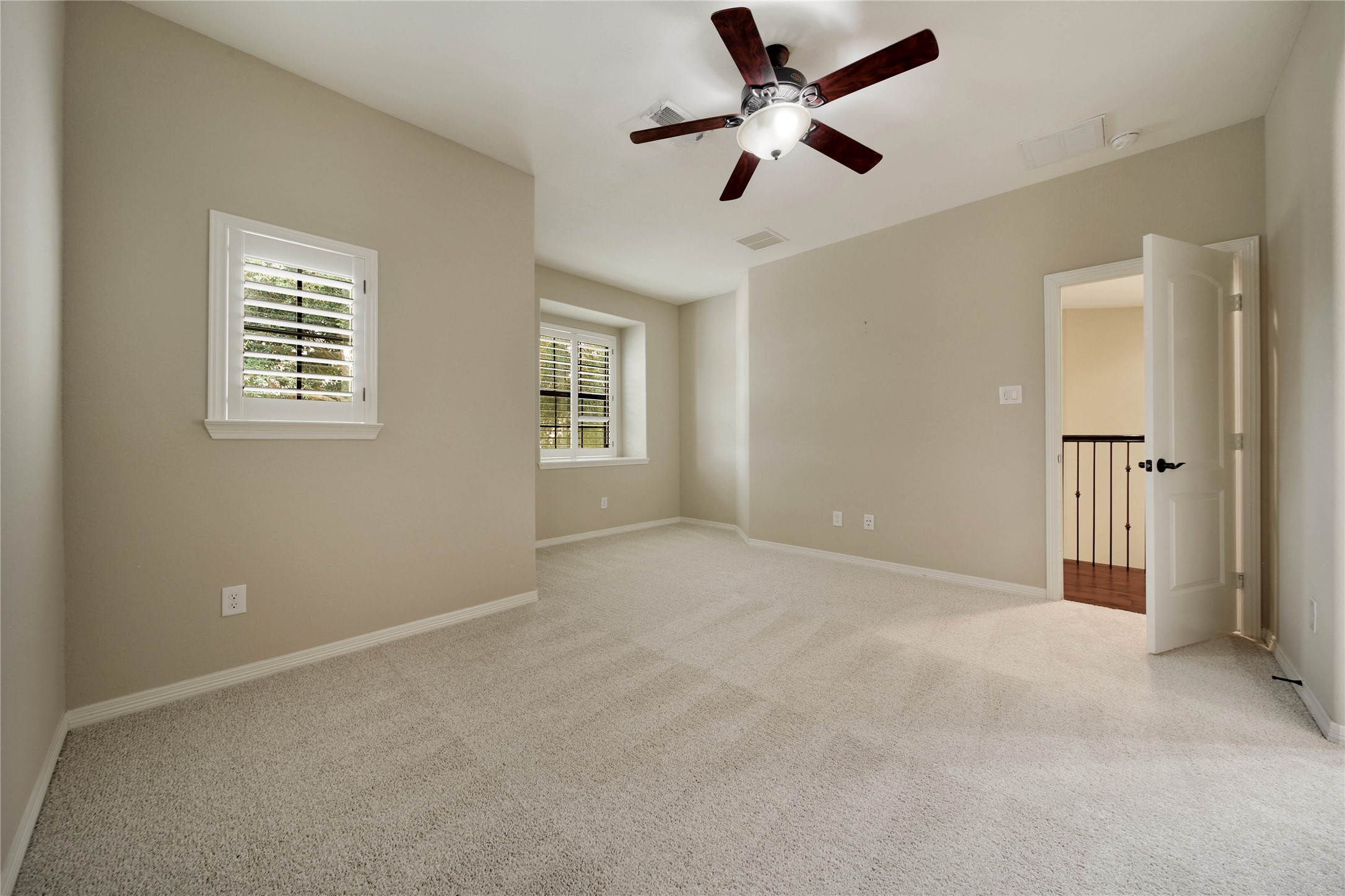 Upstairs beddroom #3.