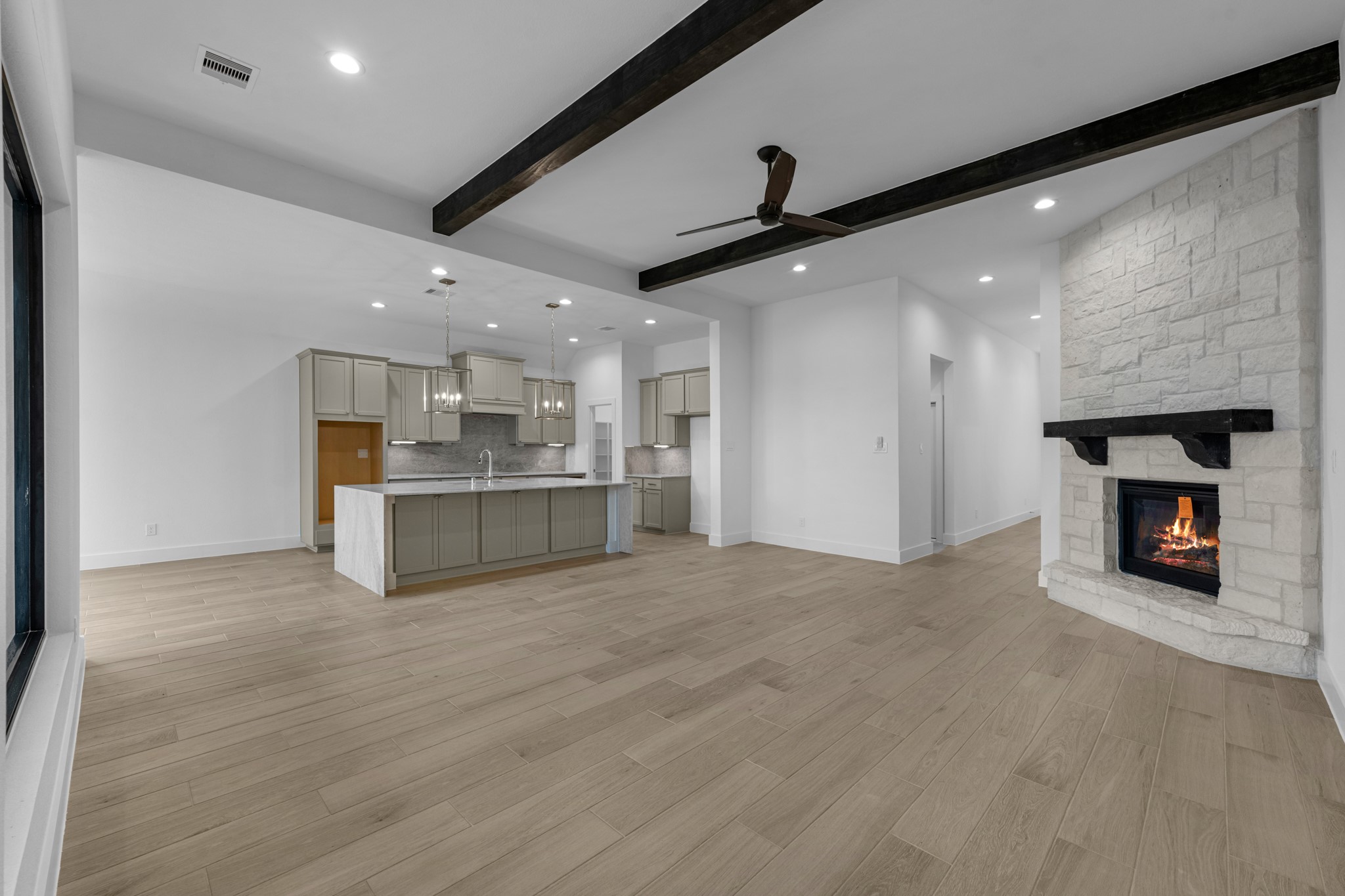 4511 Breezewood Drive, Rosenberg, TX 77471