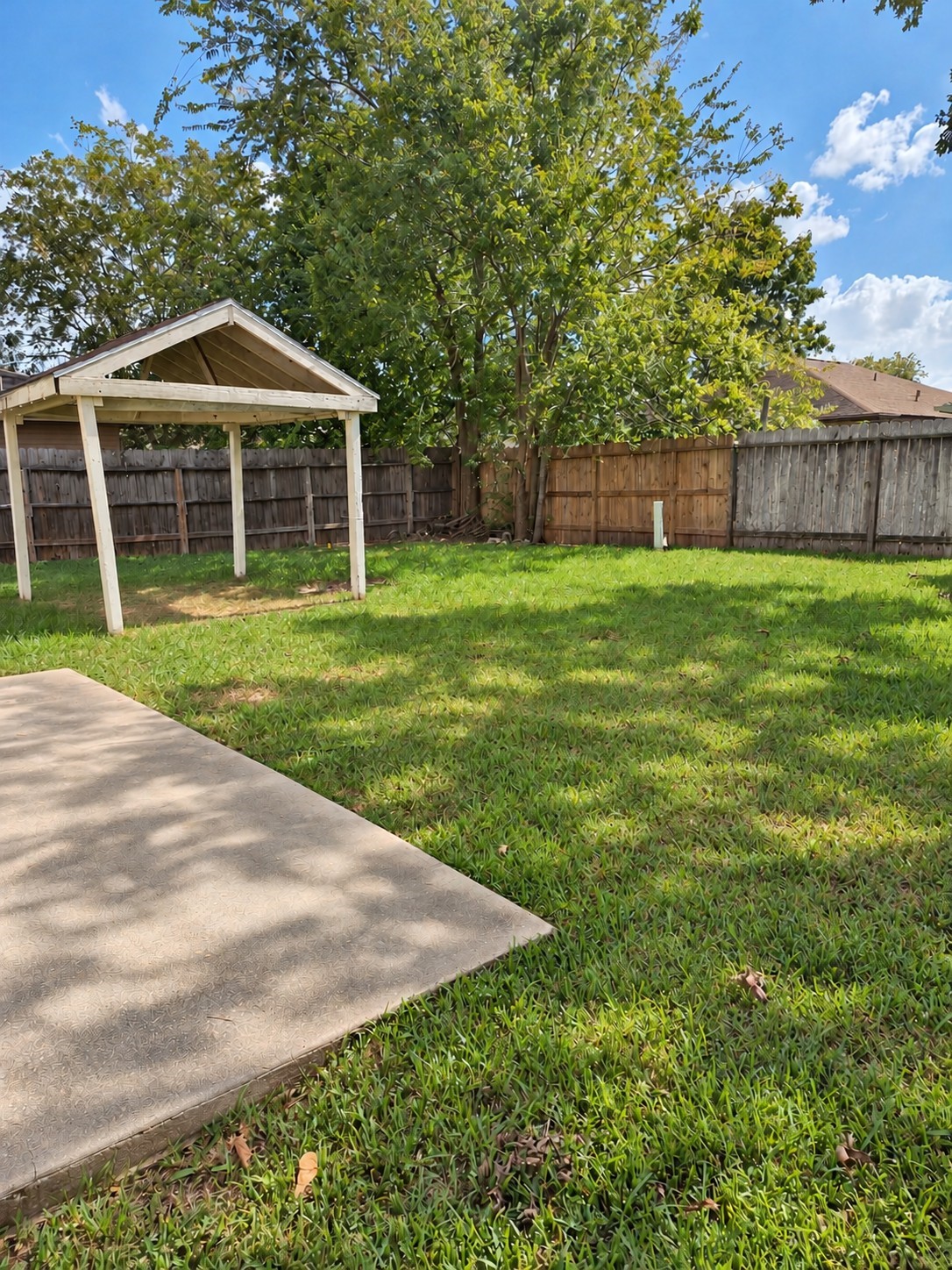 15415 Prairie Oaks Drive, Houston, TX 77083