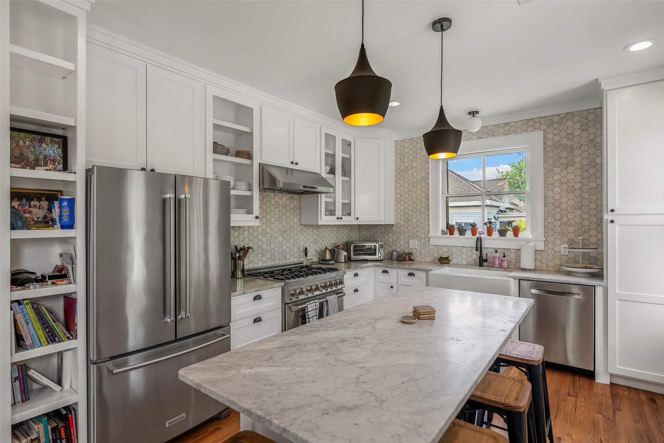 1801 Avenue L, Galveston, TX 77550