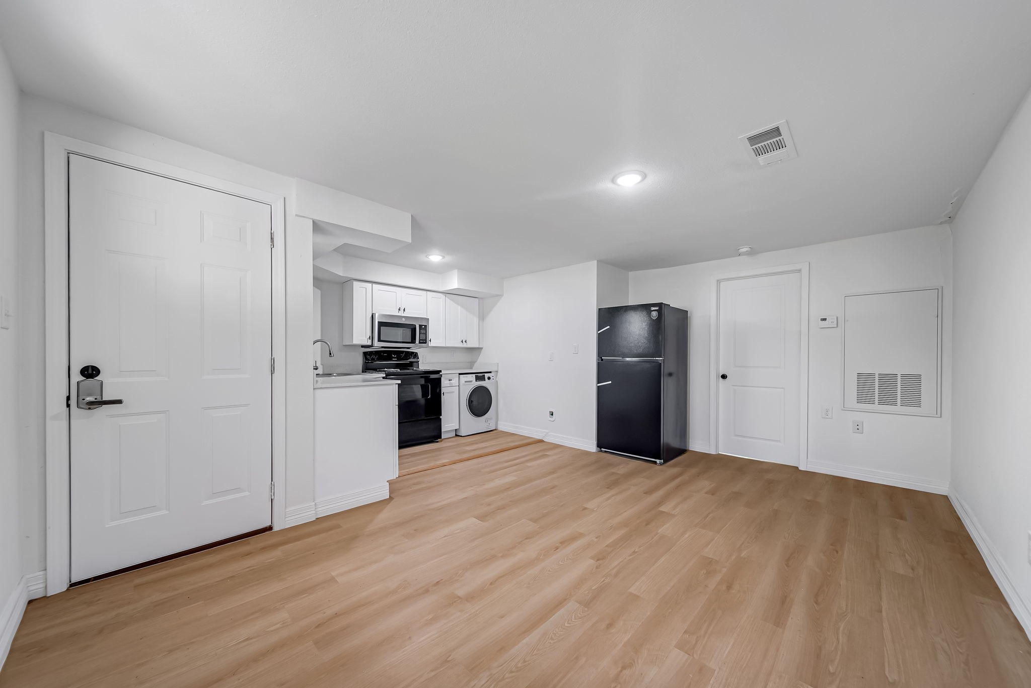 411 Avenue A, #12, La Marque, TX 77568