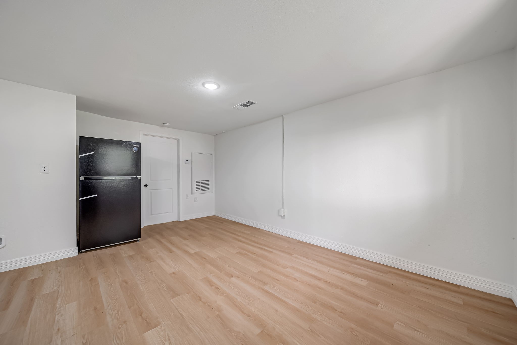 411 Avenue A, #12, La Marque, TX 77568