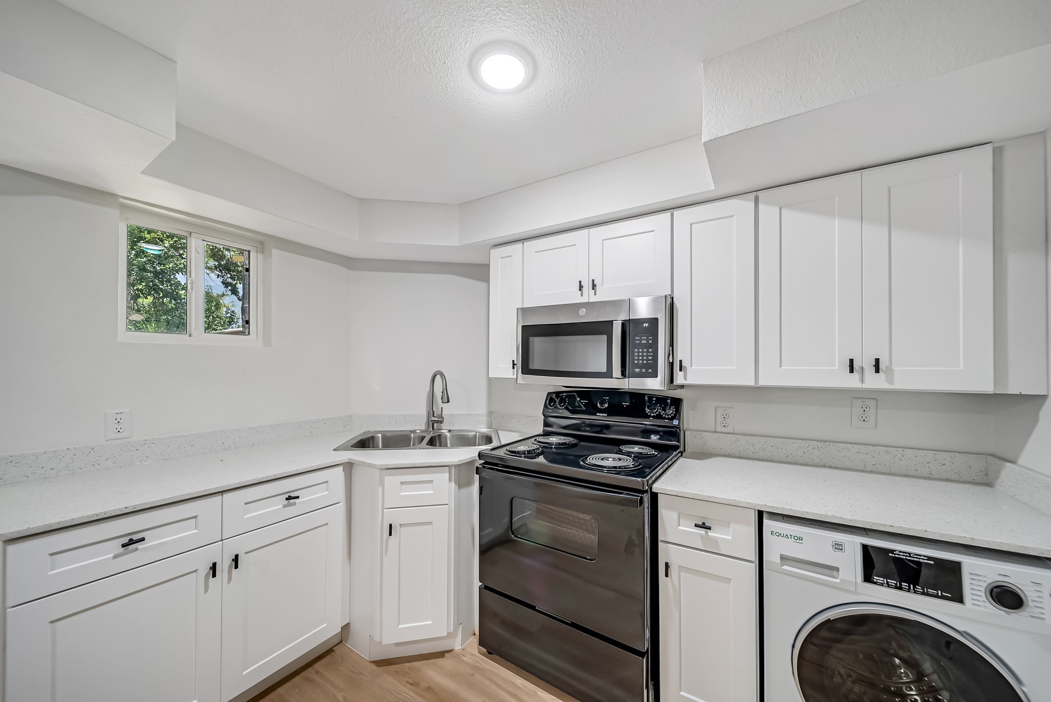 411 Avenue A, #12, La Marque, TX 77568