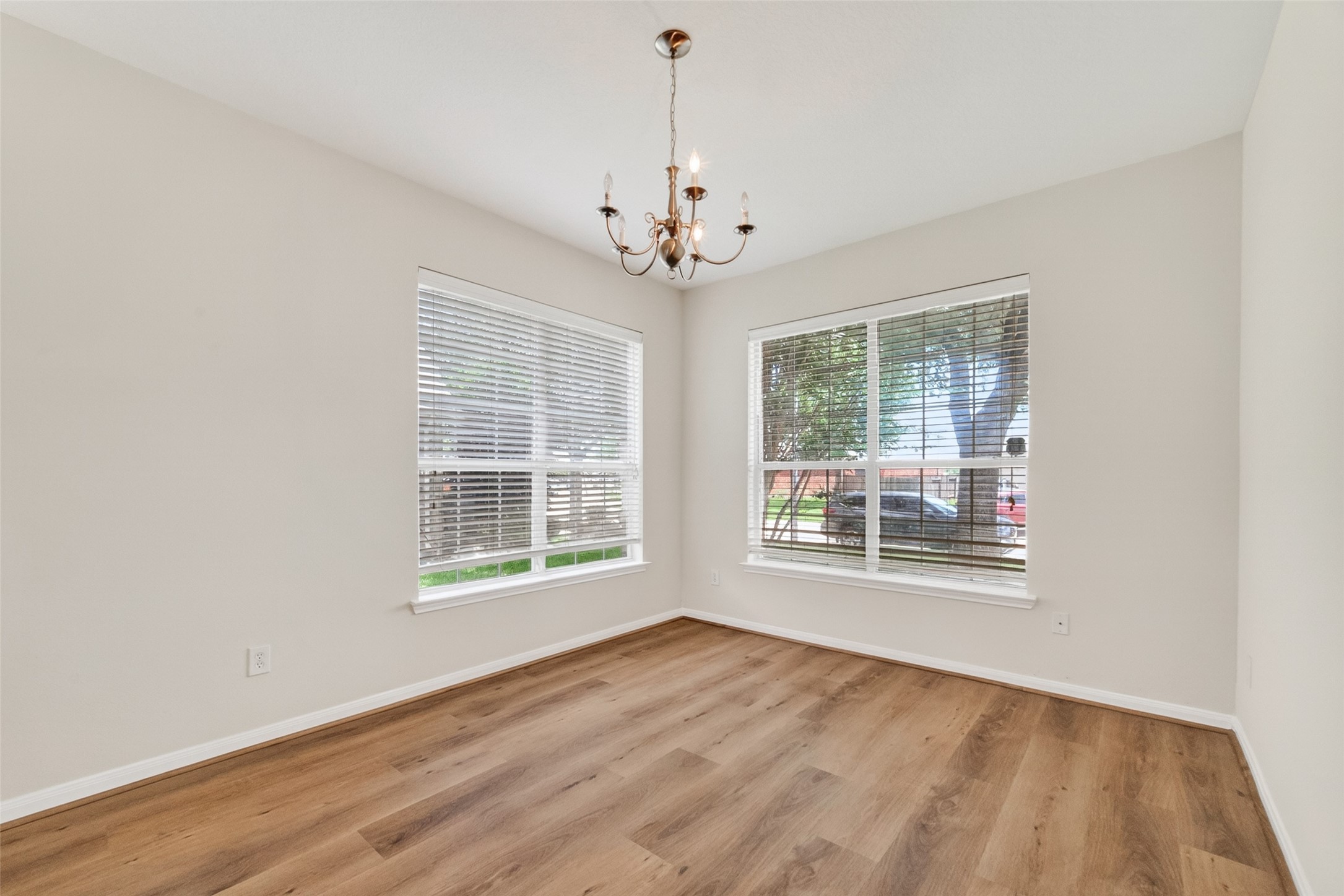 16119 Gavin Lane, Houston, TX 77049