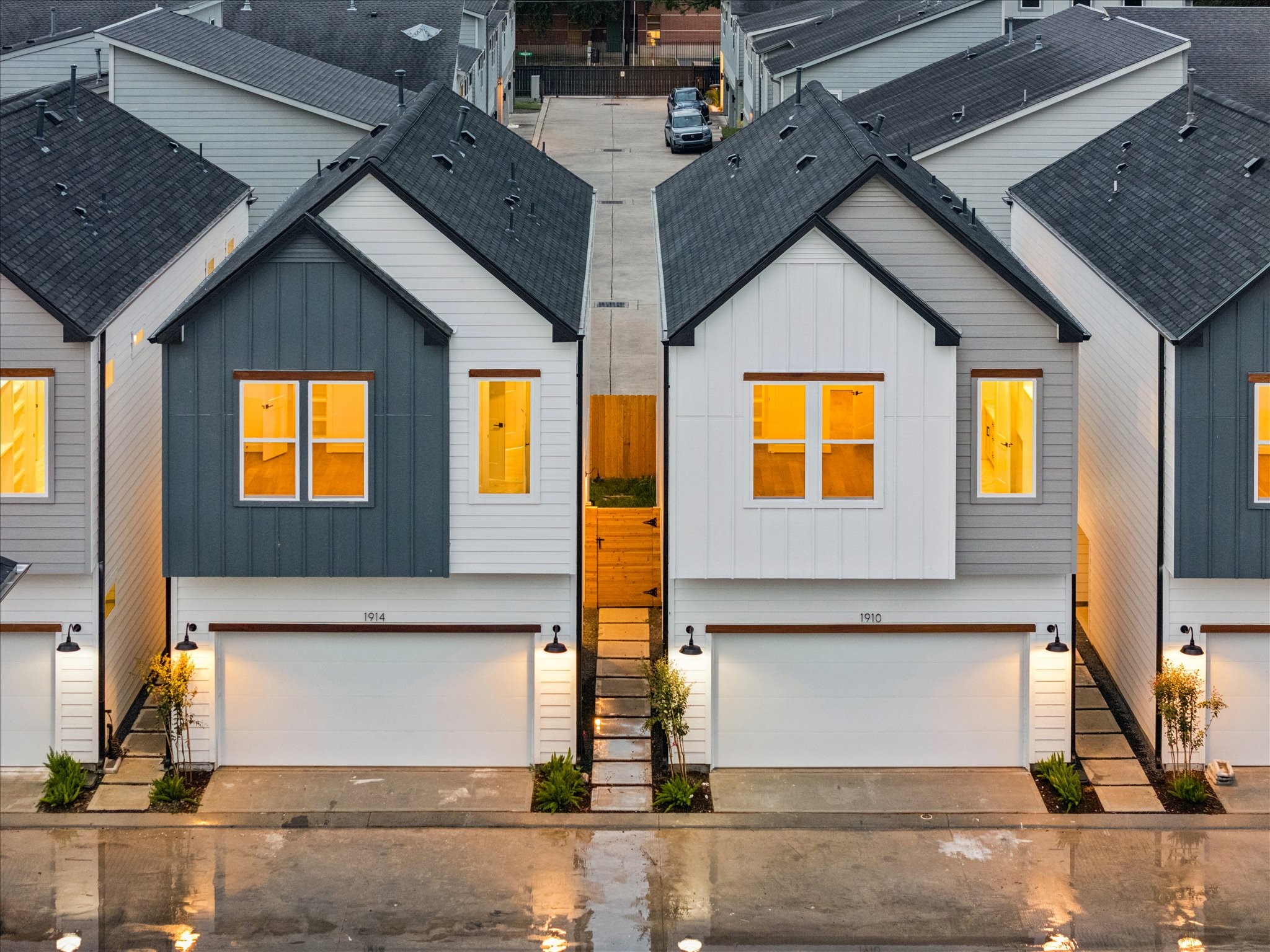 1914 Luna Woods Lane, Houston, TX 77055