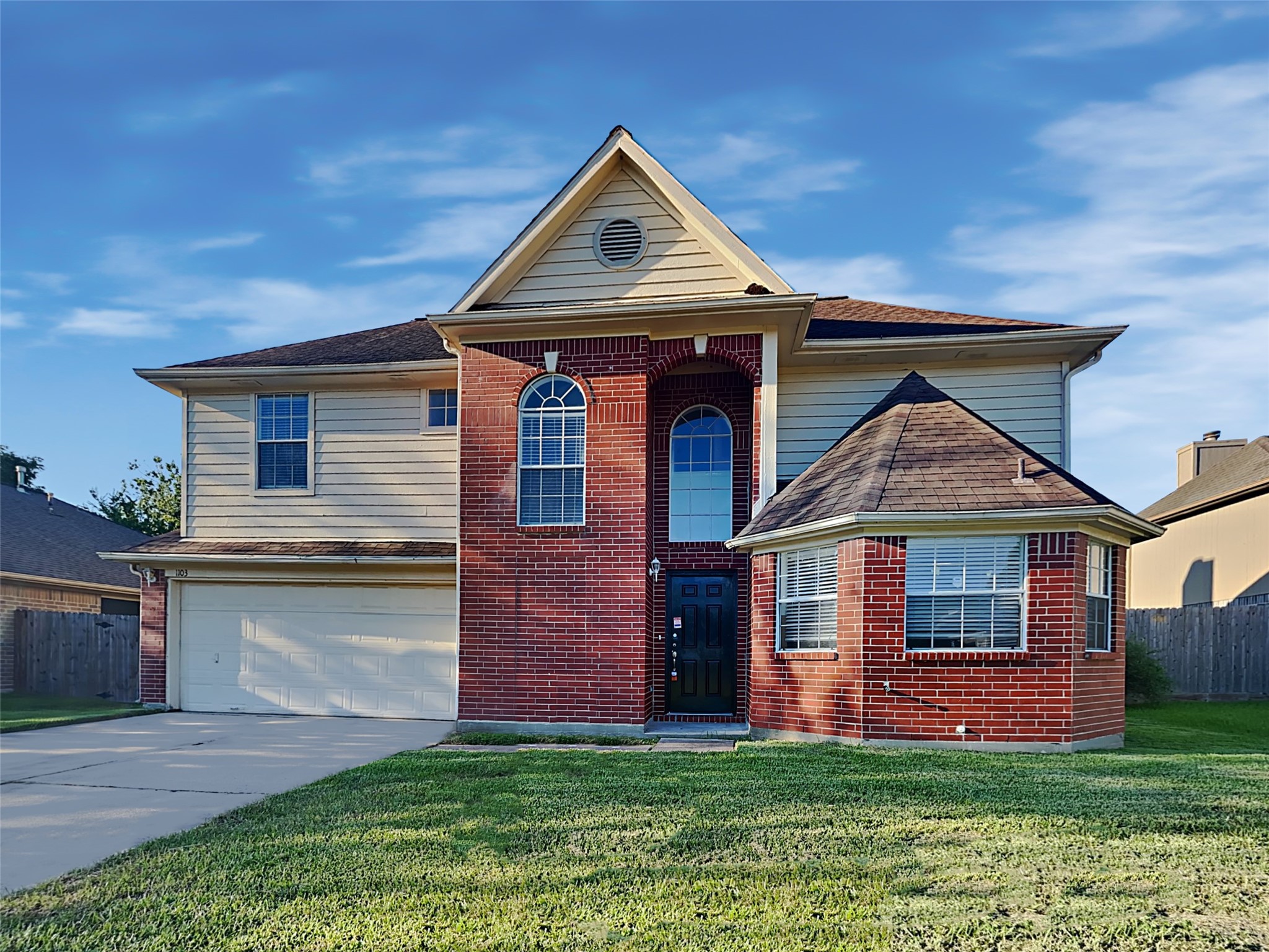 1103 Lochmoor Lane, Pearland, TX 77581