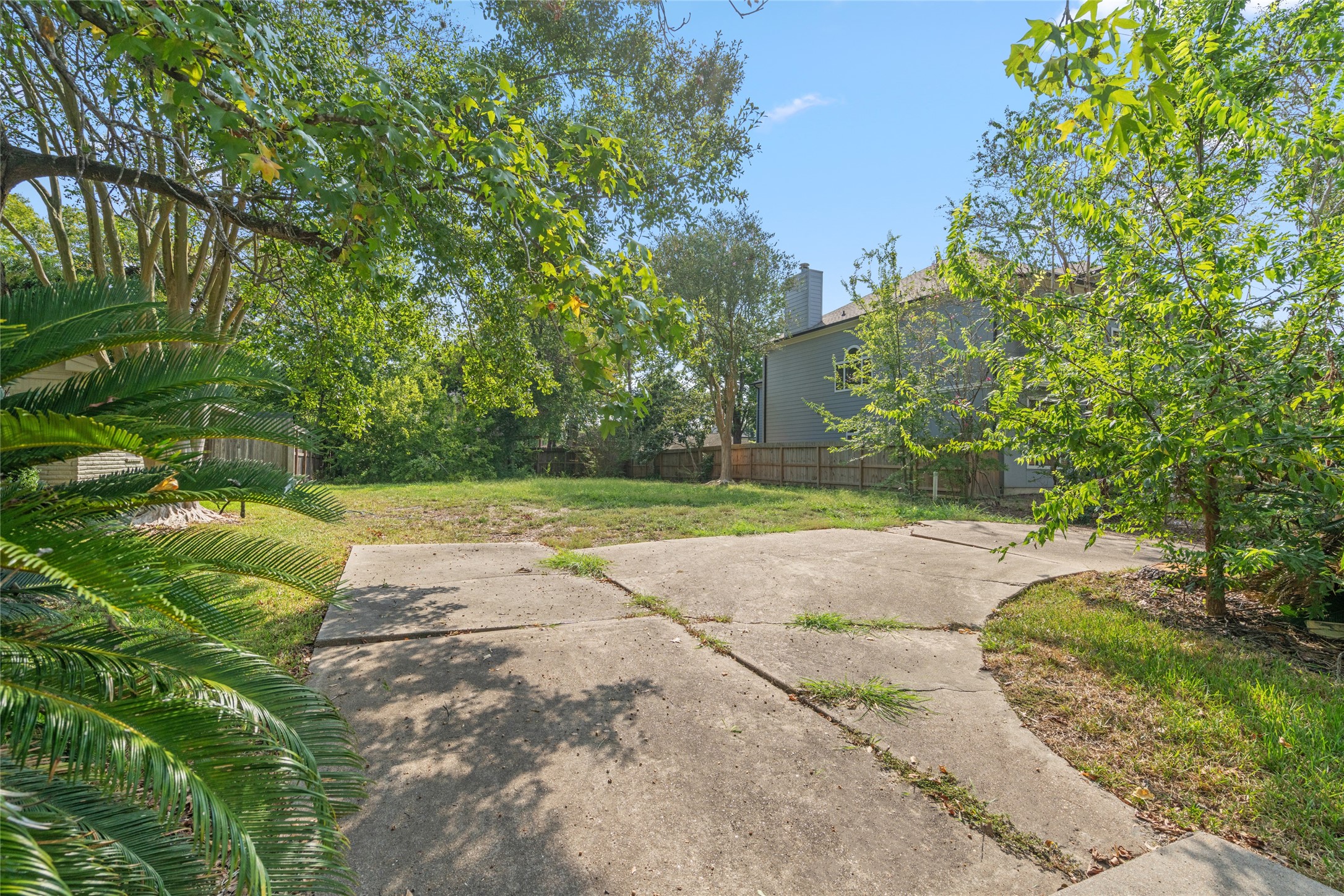 5517 Newcastle Street, Bellaire, TX 77401 5517 Newcastle Street, Bellaire, TX 77401