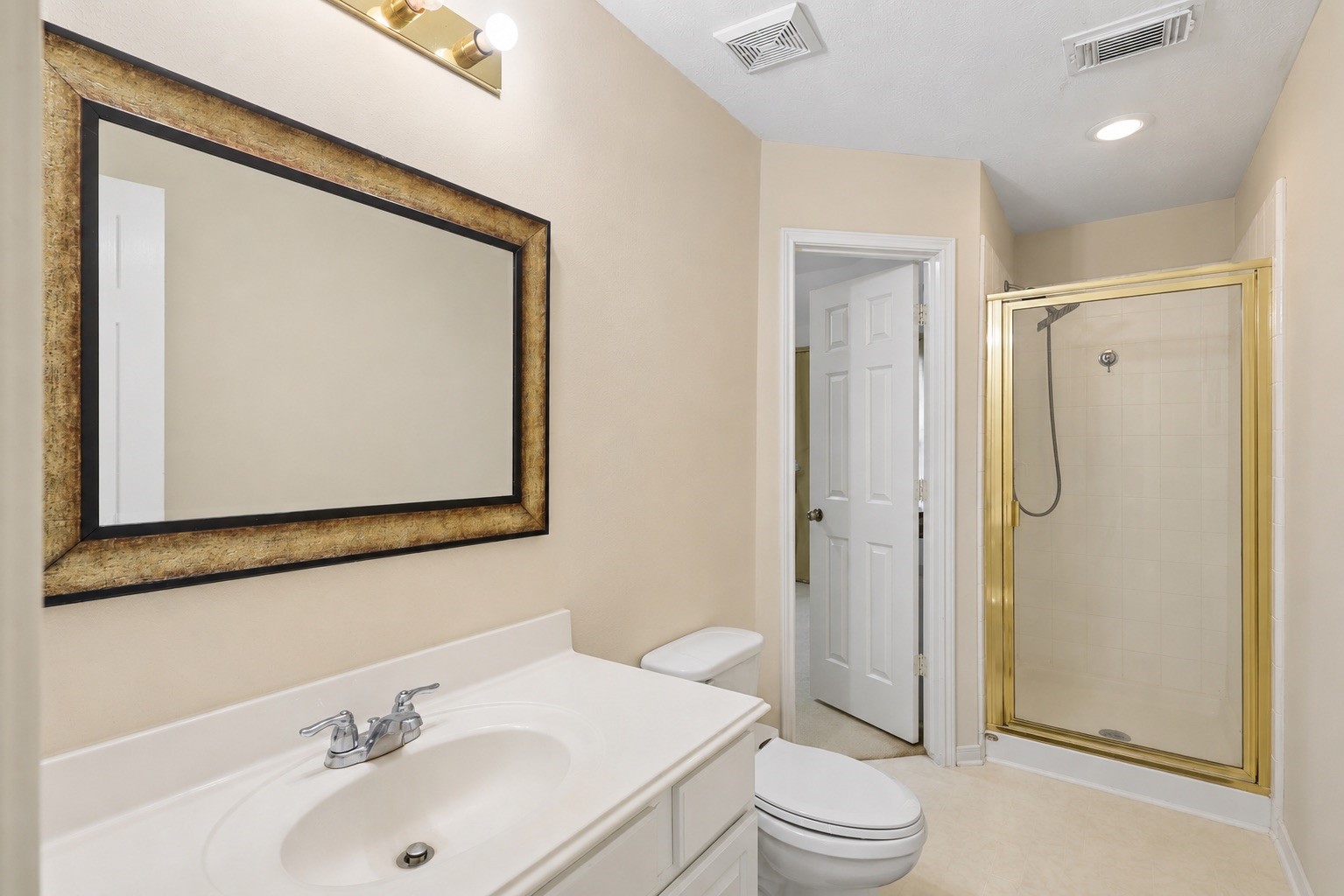 2614 Sunset Lake Drive, Sugar Land, TX 77478