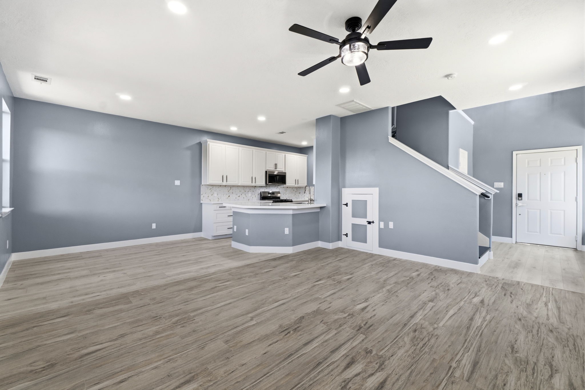 Updated flooring throughout home offers style and easy maintenance Updated flooring throughout home offers style and easy maintenance