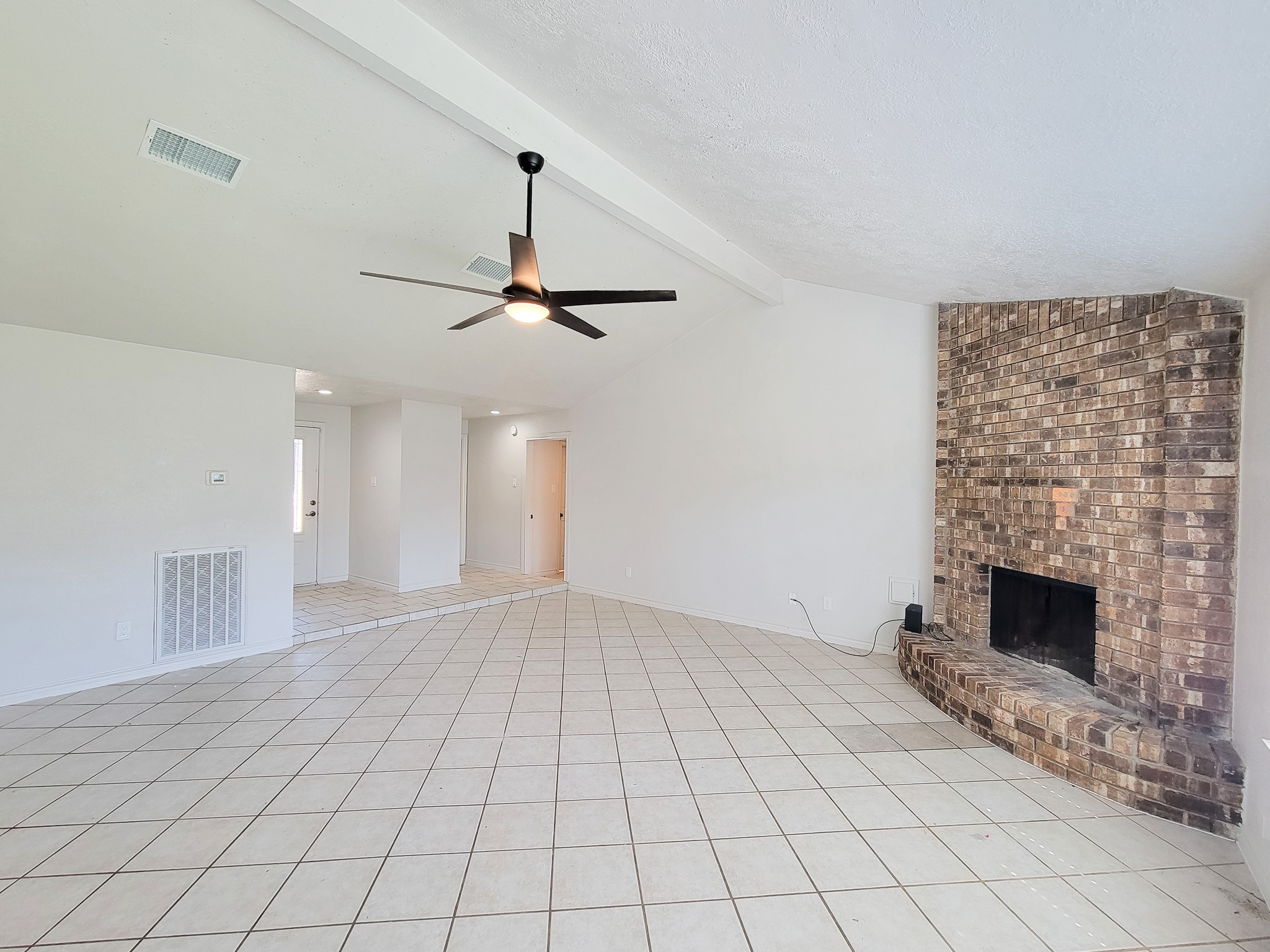 10102 Park Lane, La Porte, TX 77571