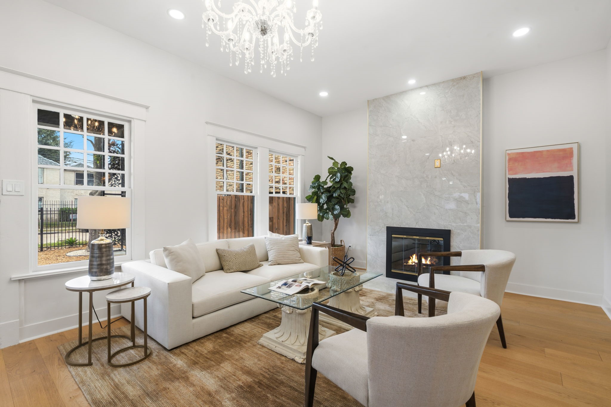 516 W Main Street, Houston, TX 77006 516 W Main Street, Houston, TX 77006