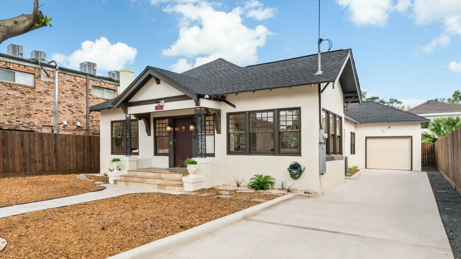 516 W Main Street, Houston, TX 77006