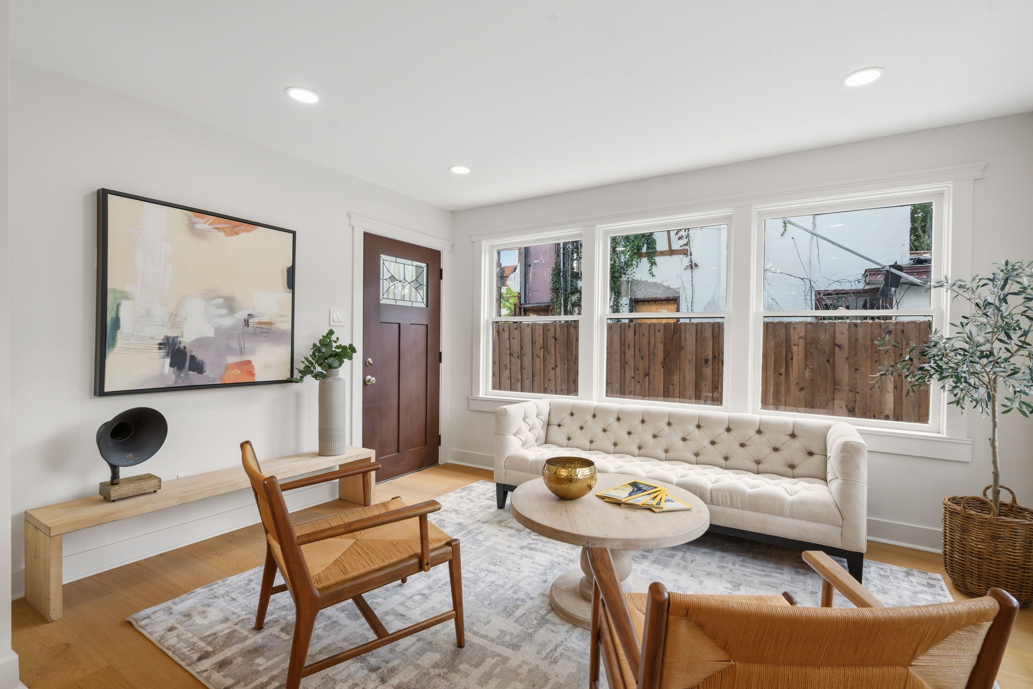 516 W Main Street, Houston, TX 77006 516 W Main Street, Houston, TX 77006