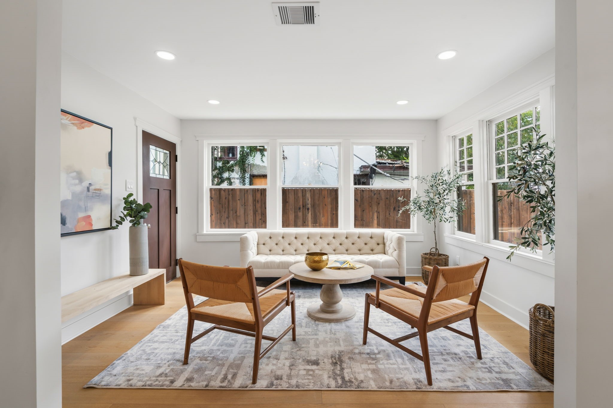 516 W Main Street, Houston, TX 77006 516 W Main Street, Houston, TX 77006