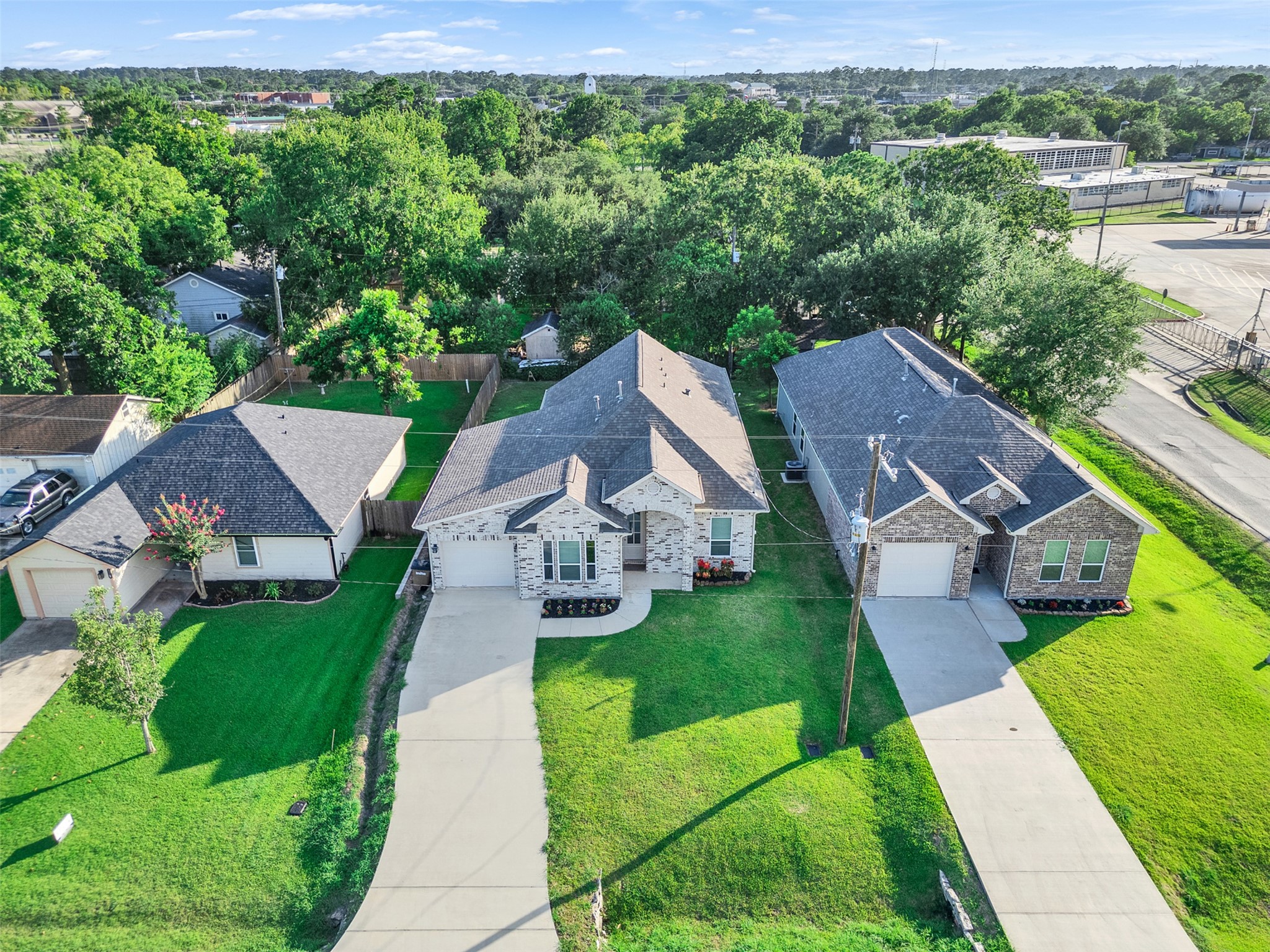 4106 Hill Avenue, Dickinson, TX 77539