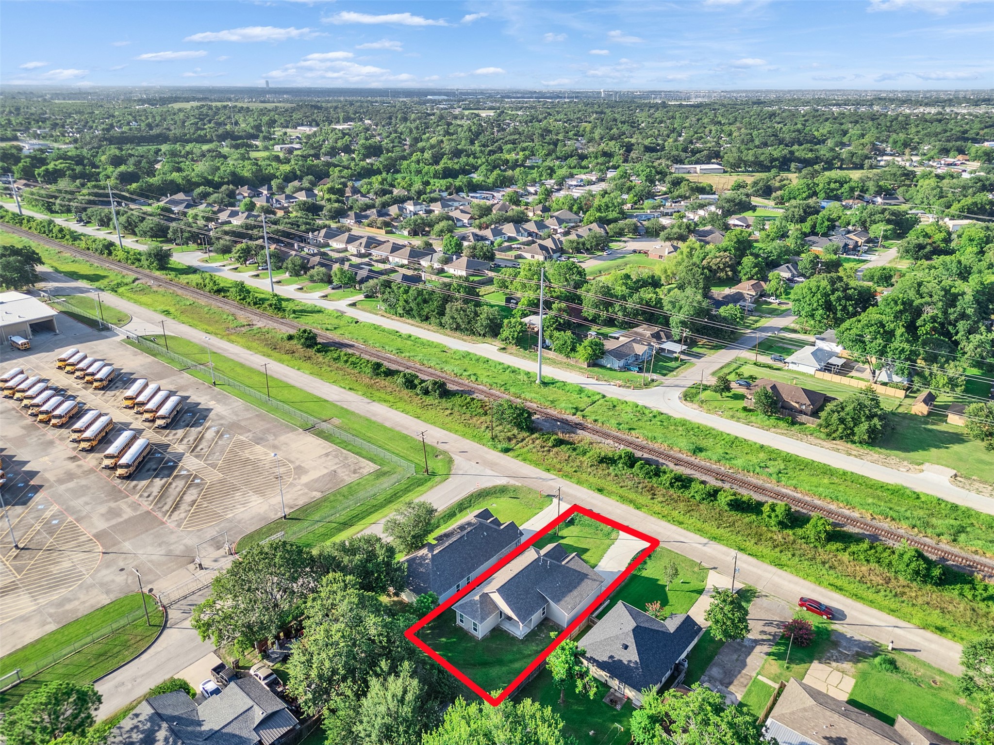 4106 Hill Avenue, Dickinson, TX 77539