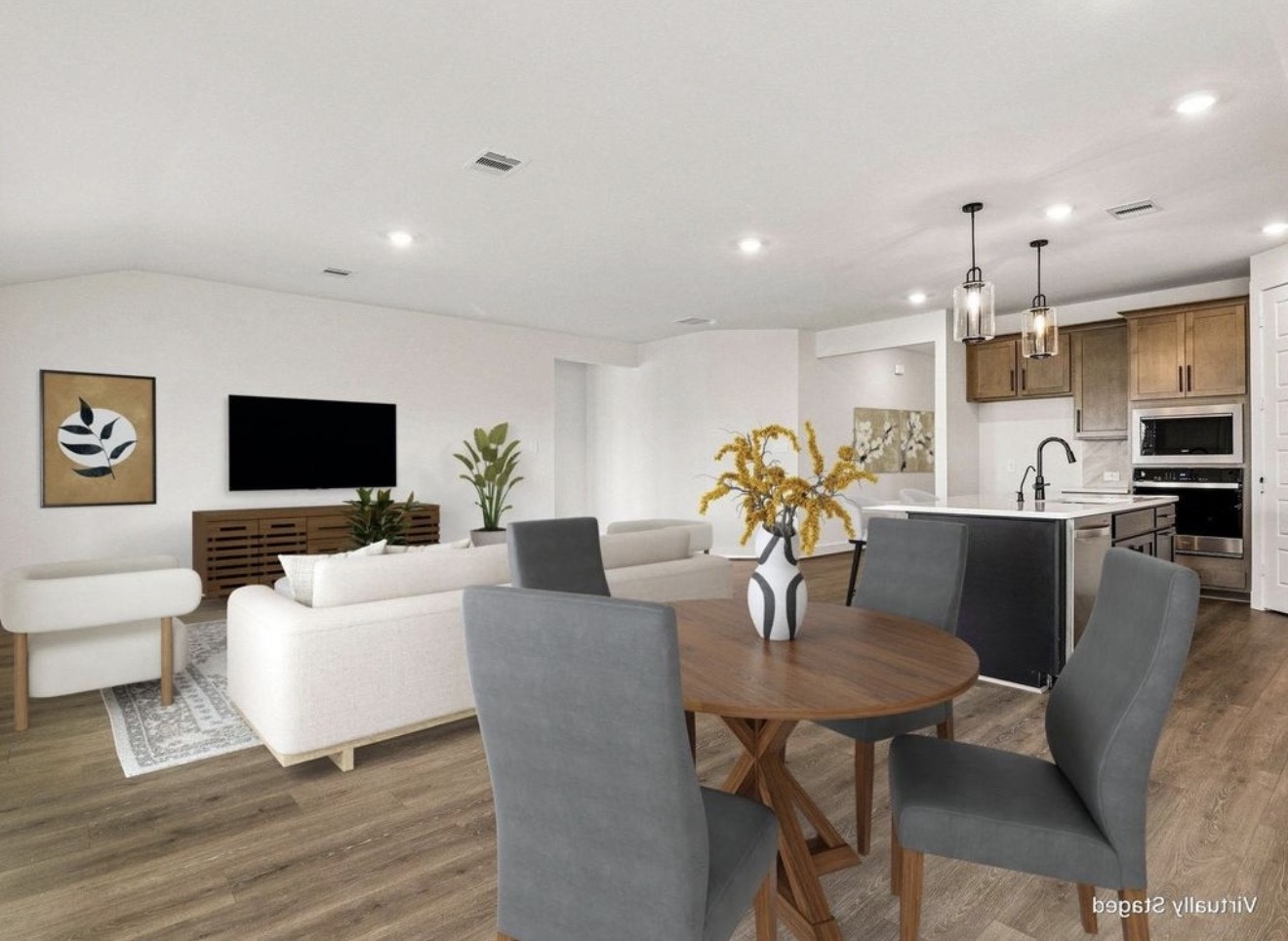 Virtual staging of dining room