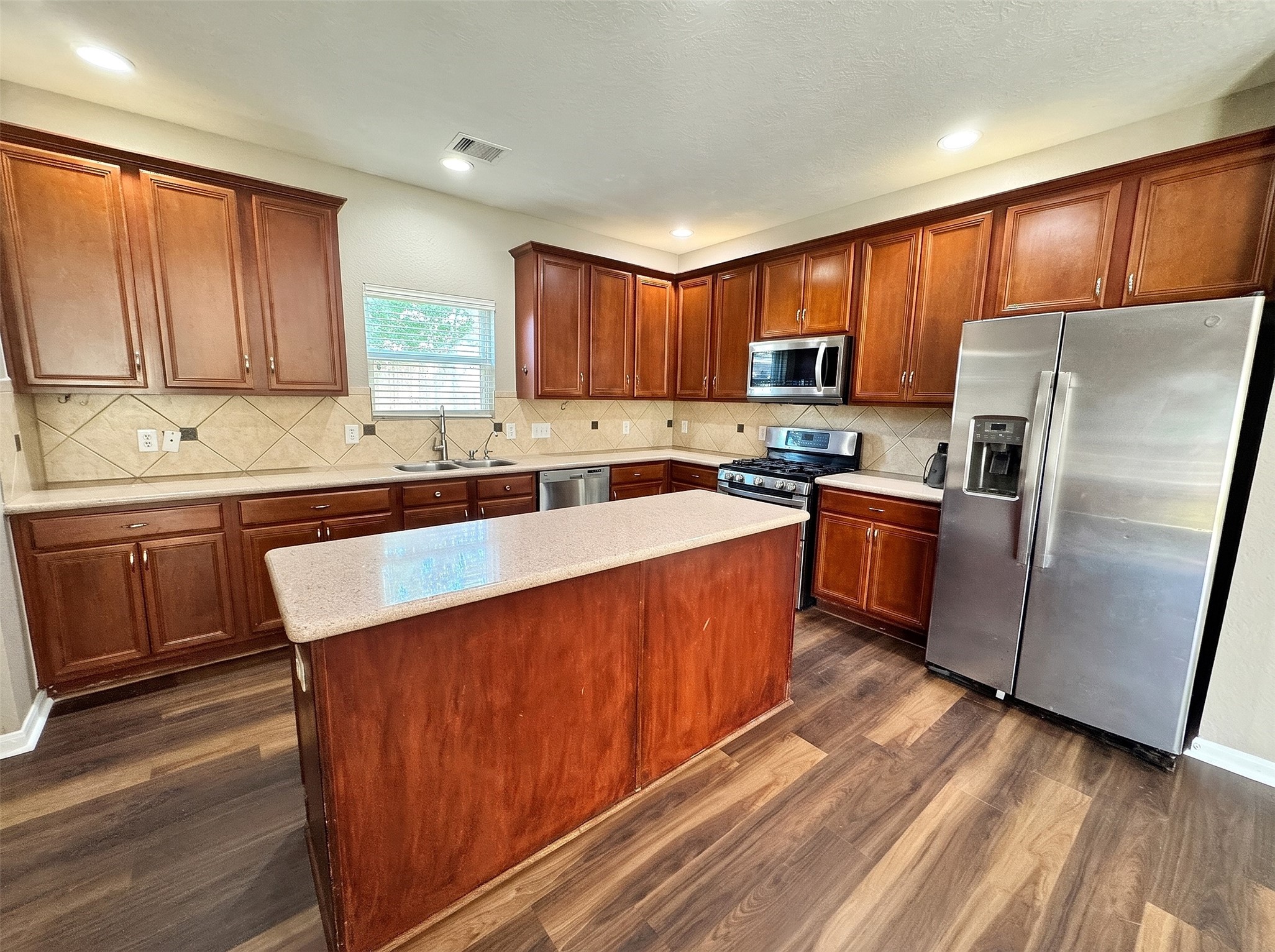 1991 Tranquility Lane, League City, TX 77573