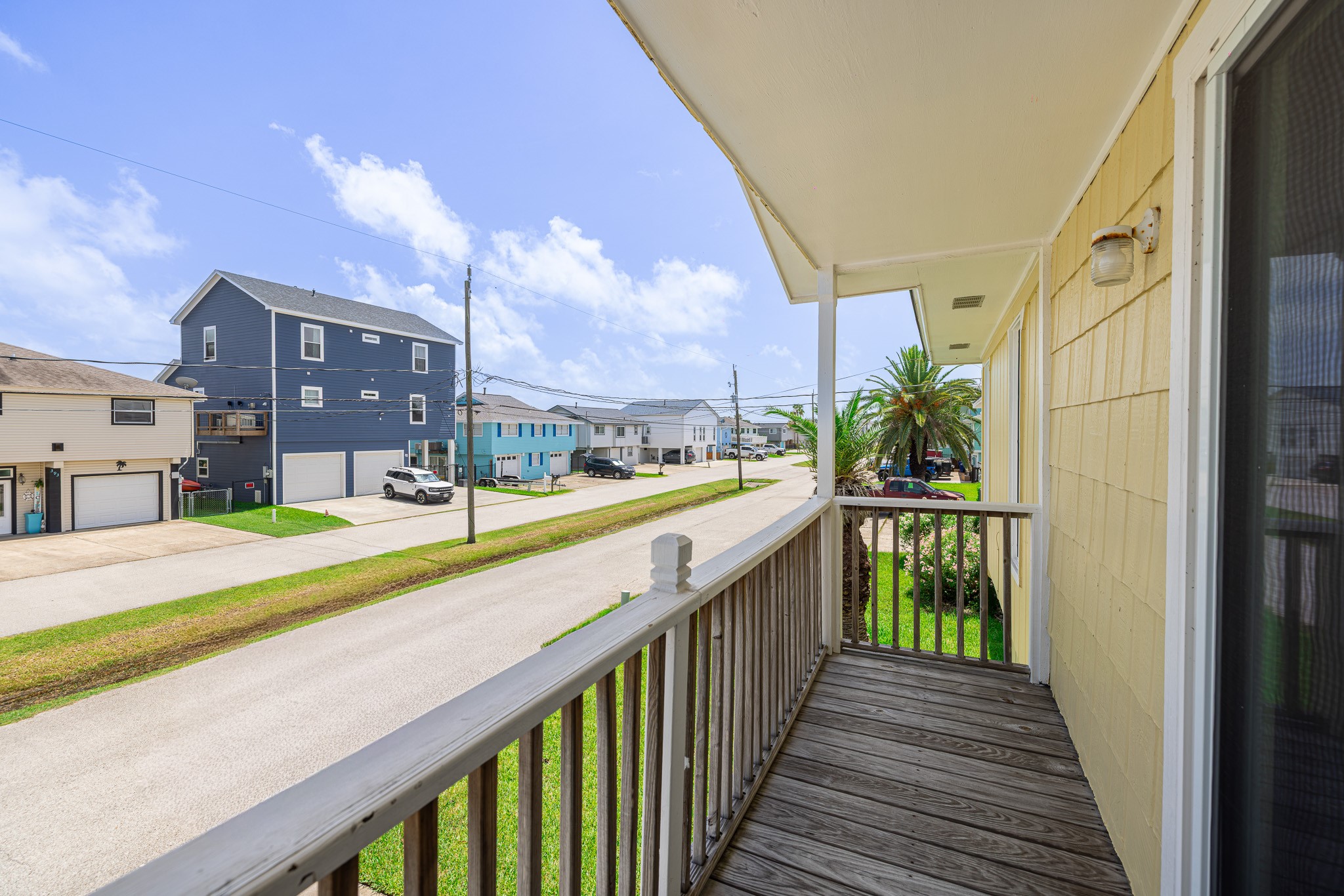 321 Ling Street, Hitchcock, TX 77563