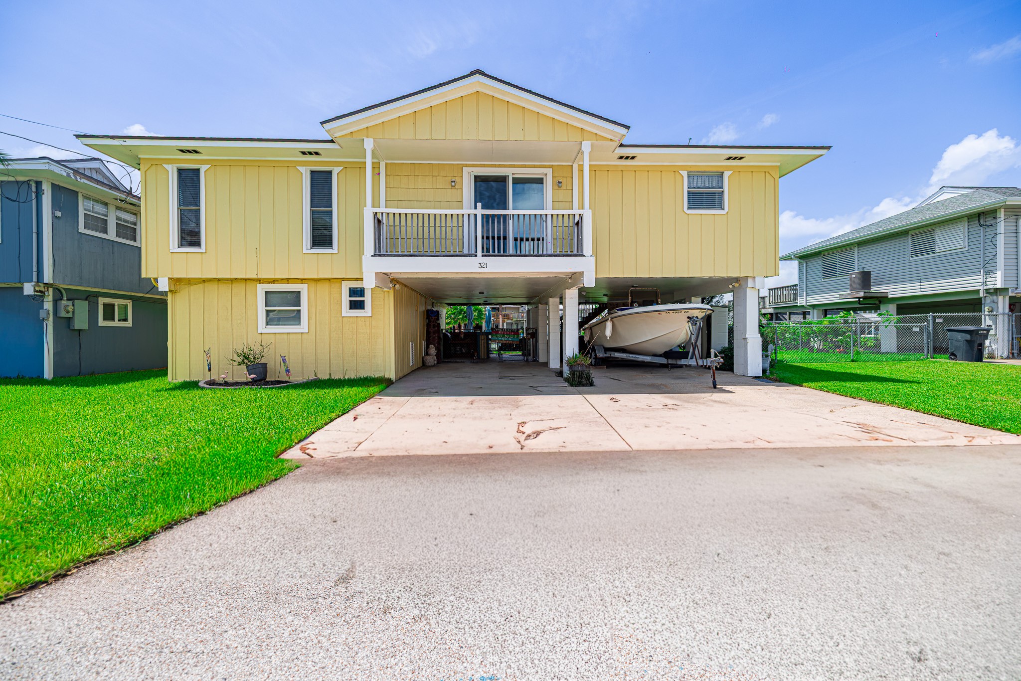 321 Ling Street, Hitchcock, TX 77563