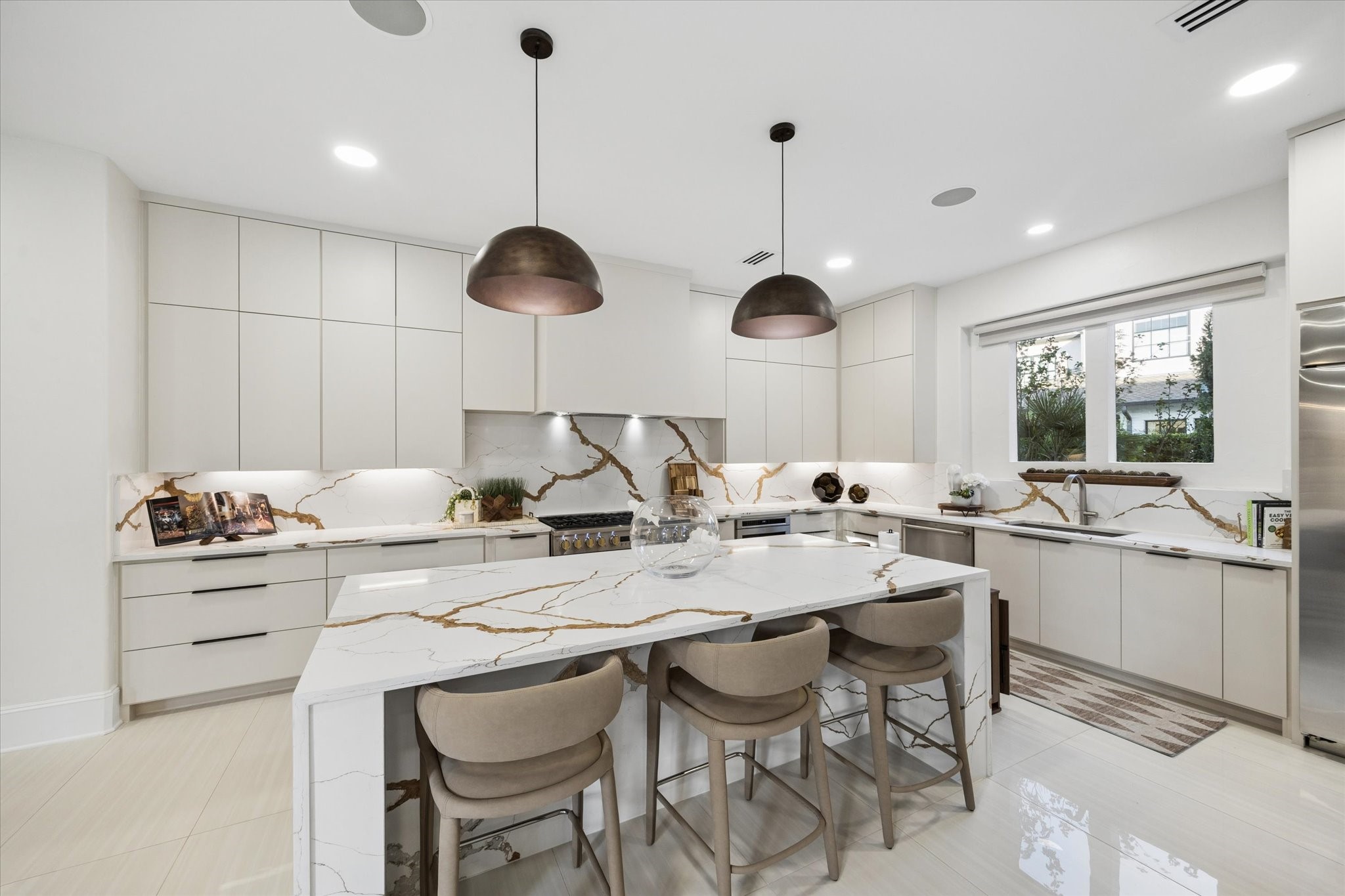 15307 Vista Creek Court, Sugar Land, TX 77478