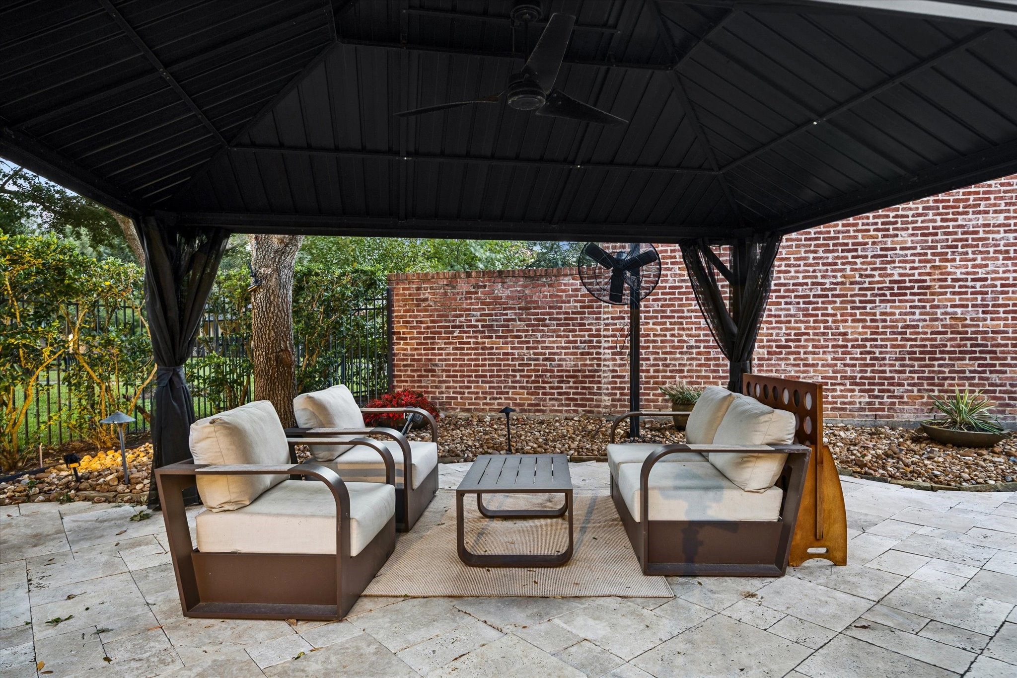 15307 Vista Creek Court, Sugar Land, TX 77478