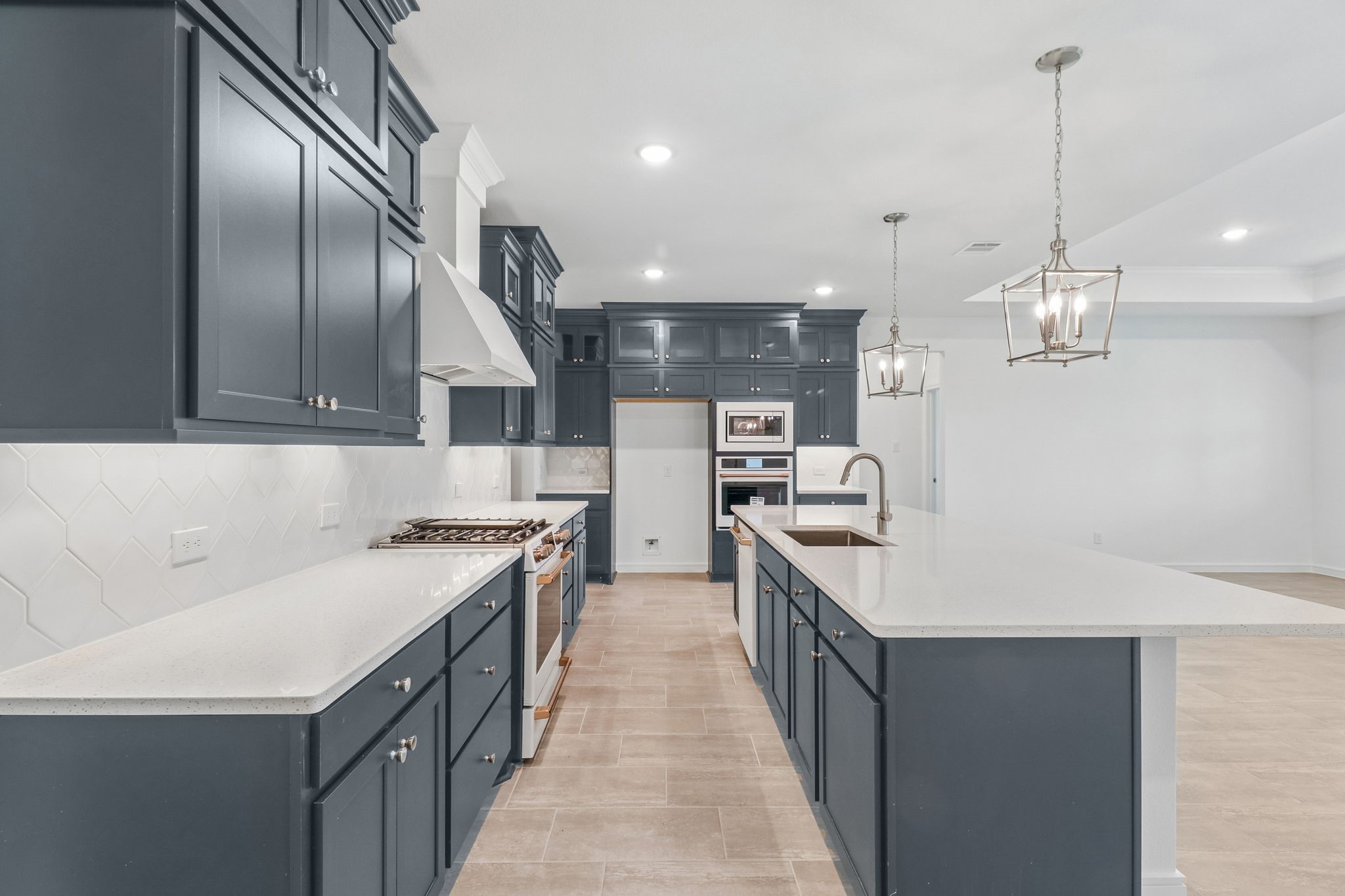 11822 Old Fashion Circle, Mont Belvieu, TX 77535