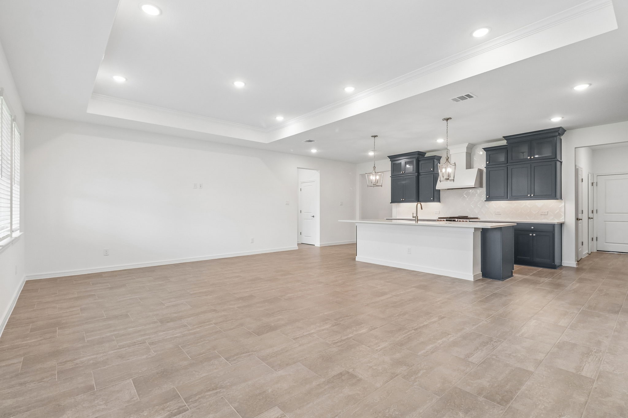 11822 Old Fashion Circle, Mont Belvieu, TX 77535