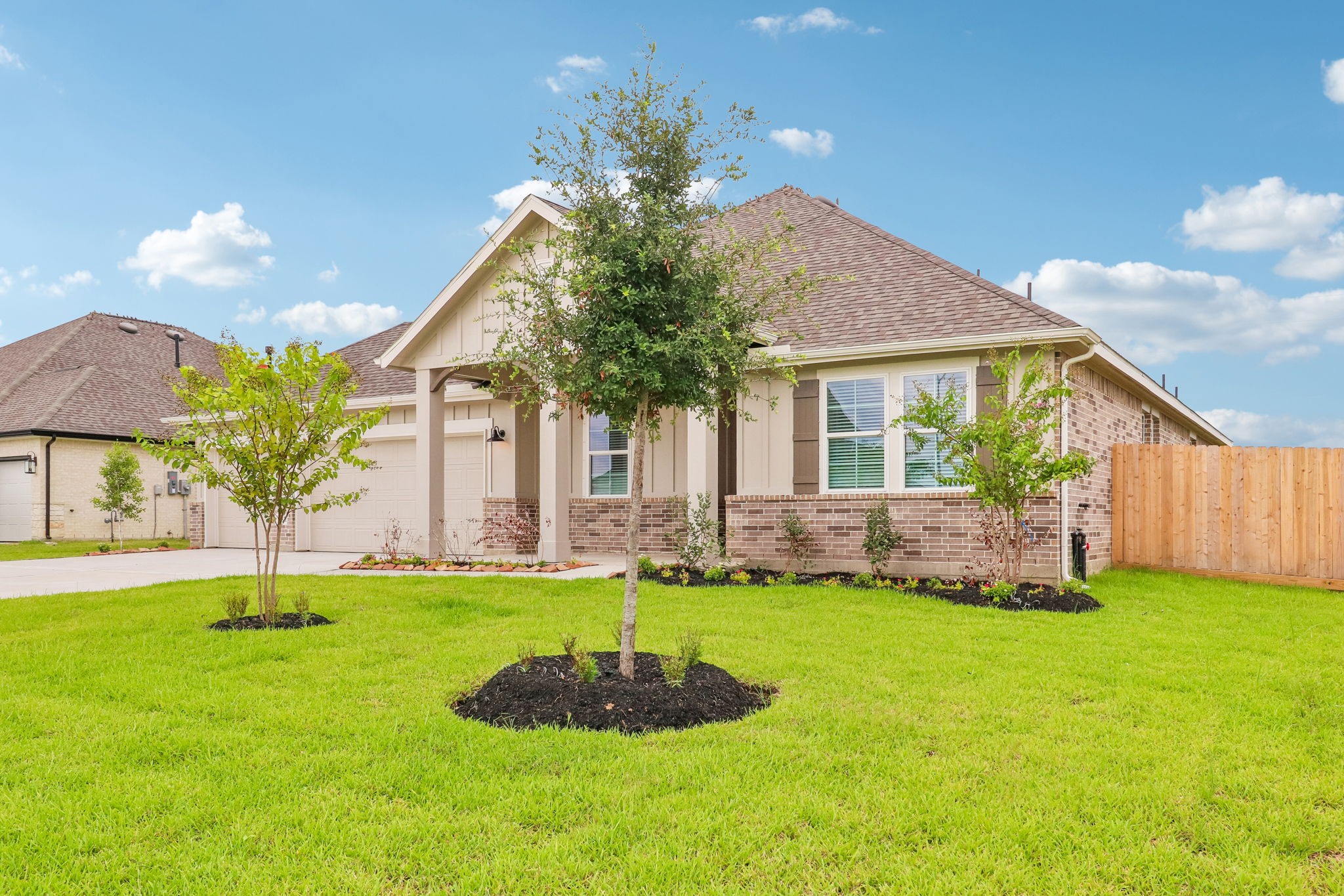 11822 Old Fashion Circle, Mont Belvieu, TX 77535