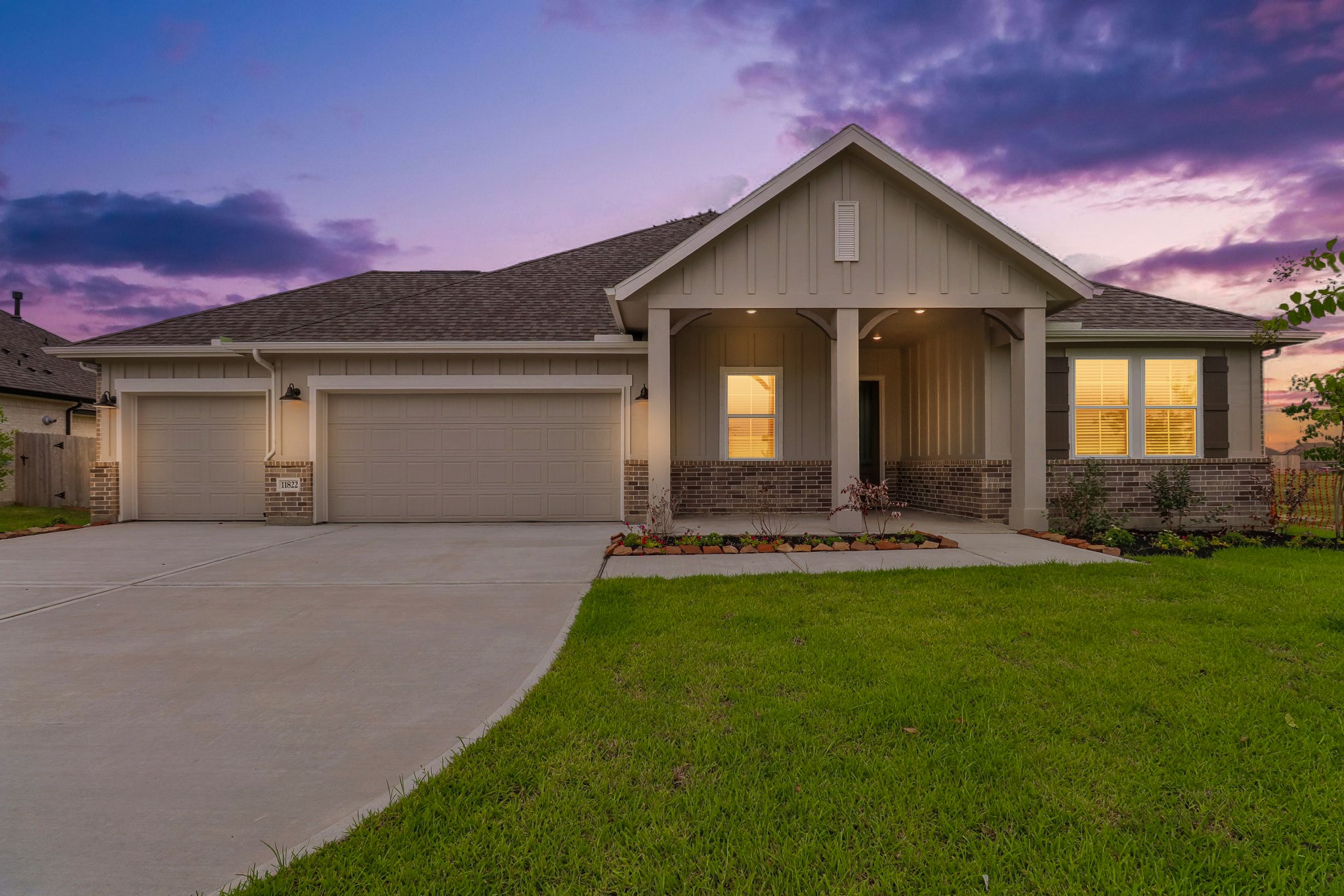 11822 Old Fashion Circle, Mont Belvieu, TX 77535
