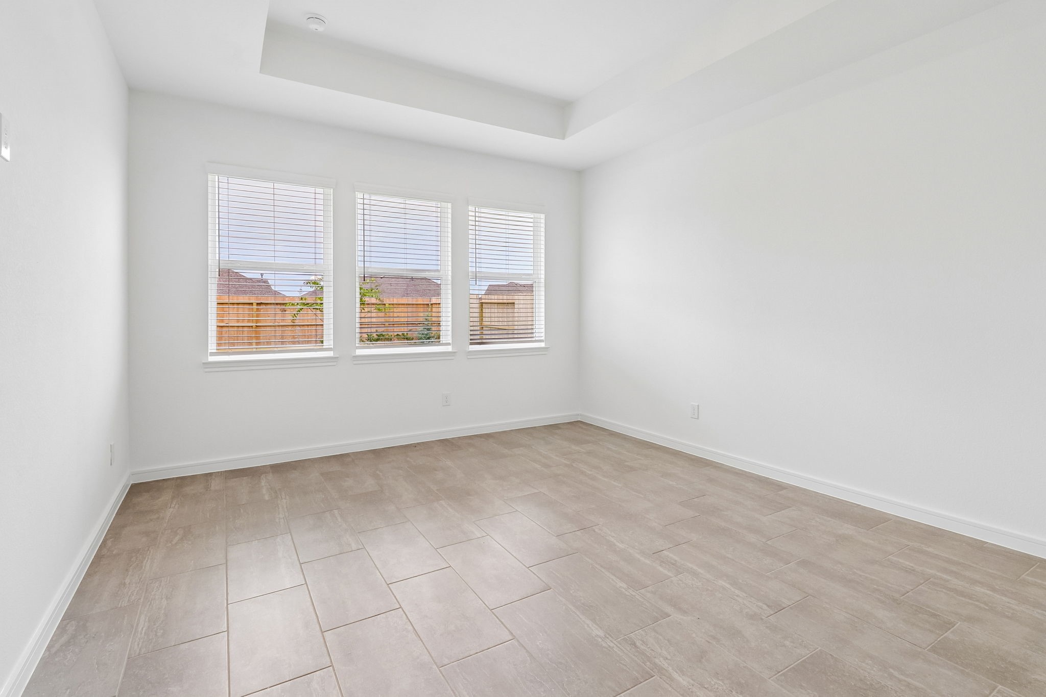 11822 Old Fashion Circle, Mont Belvieu, TX 77535