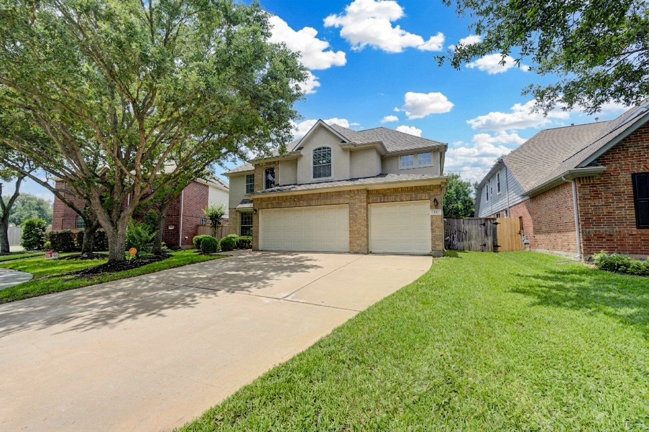 Well-maintained home with inviting curb appeal and a new 30-year asphalt shingle roof installed in 2024. Truly feels like home!