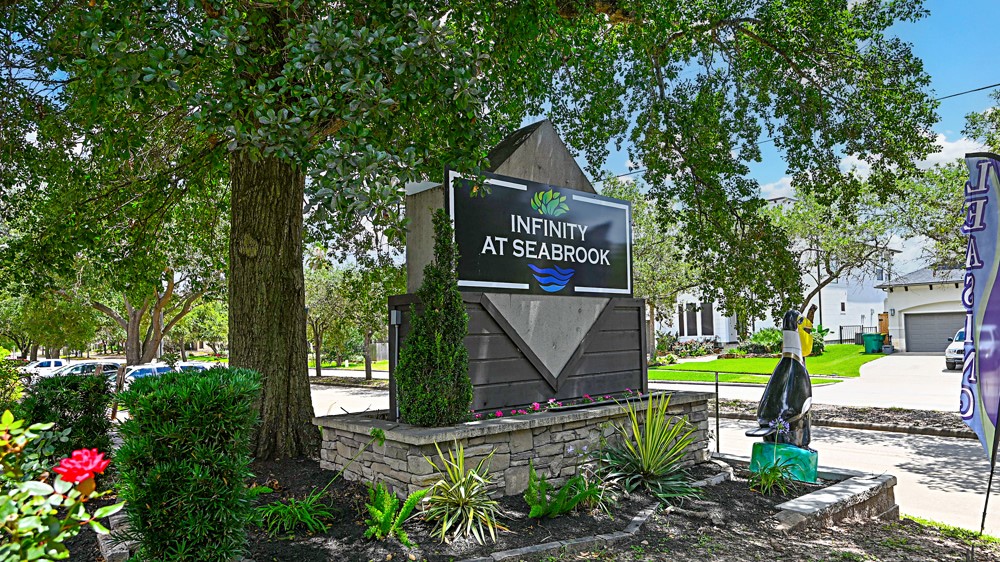 $399.00 move in Special for 1x1 & $599.00 Move in Special for 2x1 & 2x2 for Qualified Applicants Only.