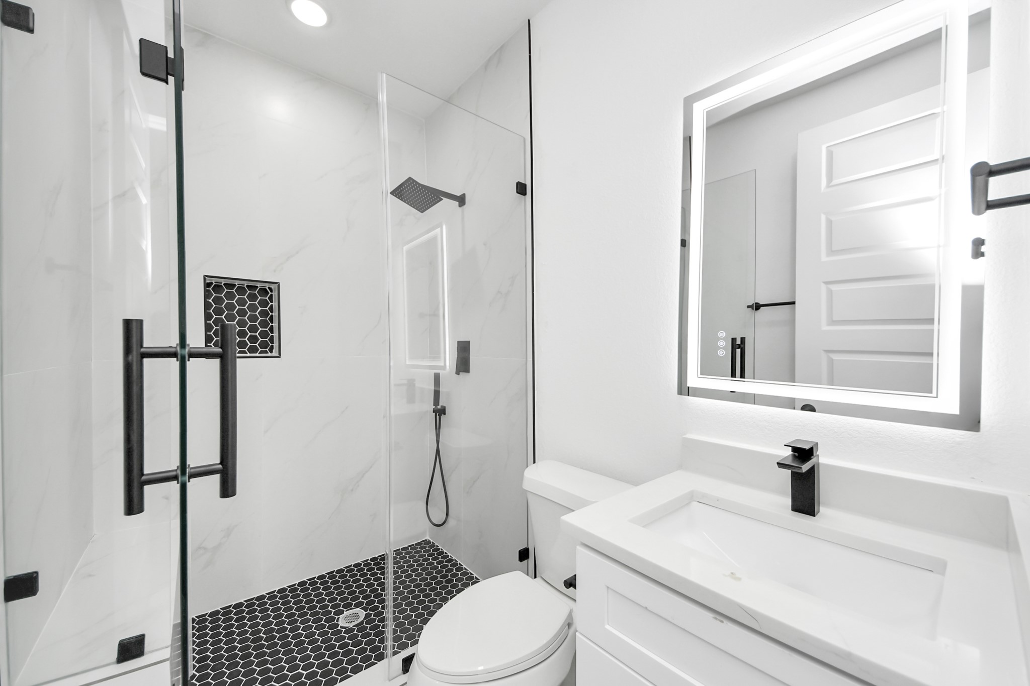 4410 Allen Street, #B, Houston, TX 77007 4410 Allen Street, #B, Houston, TX 77007
