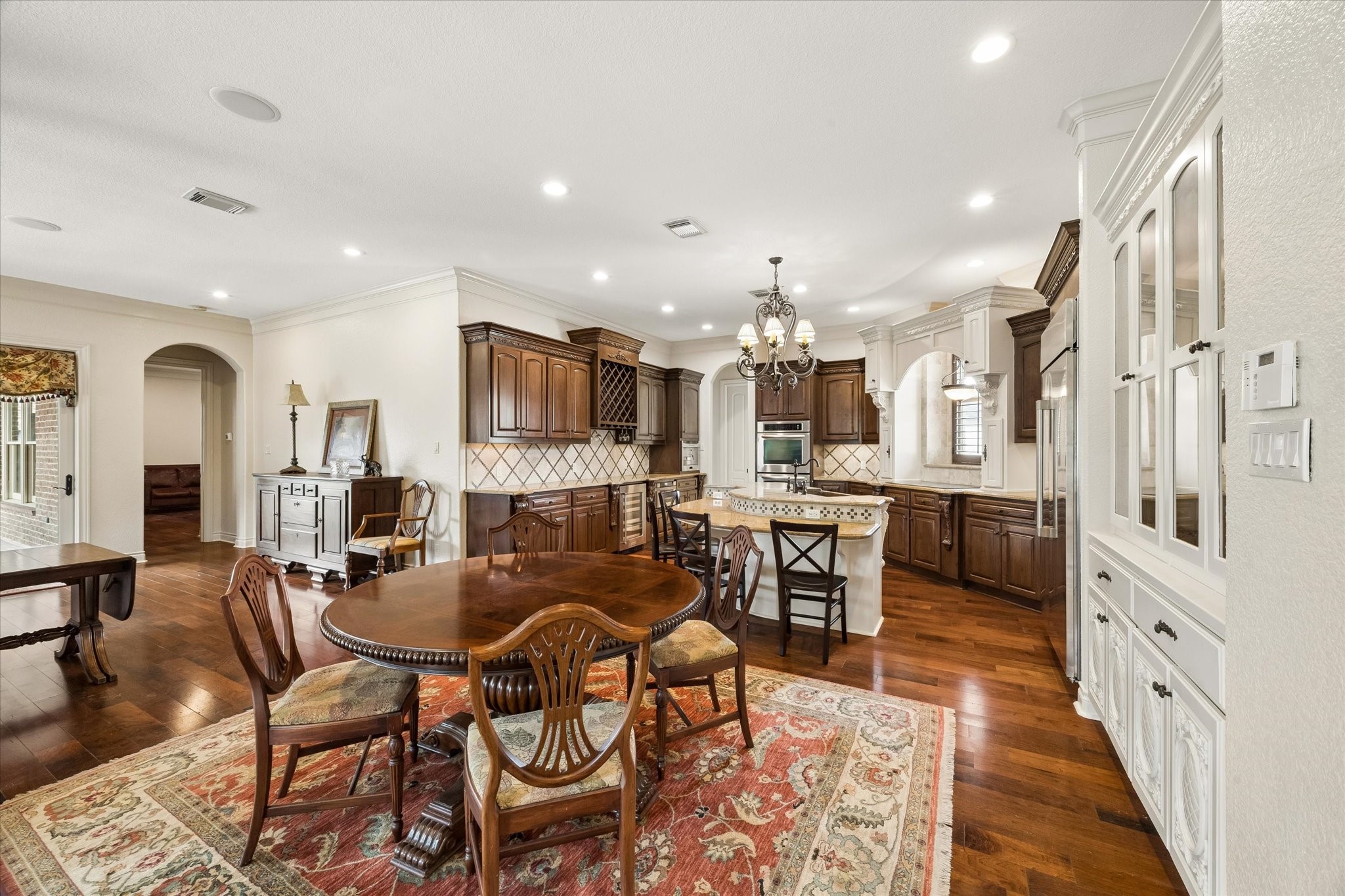 2103 Airline Drive, Friendswood, TX 77546