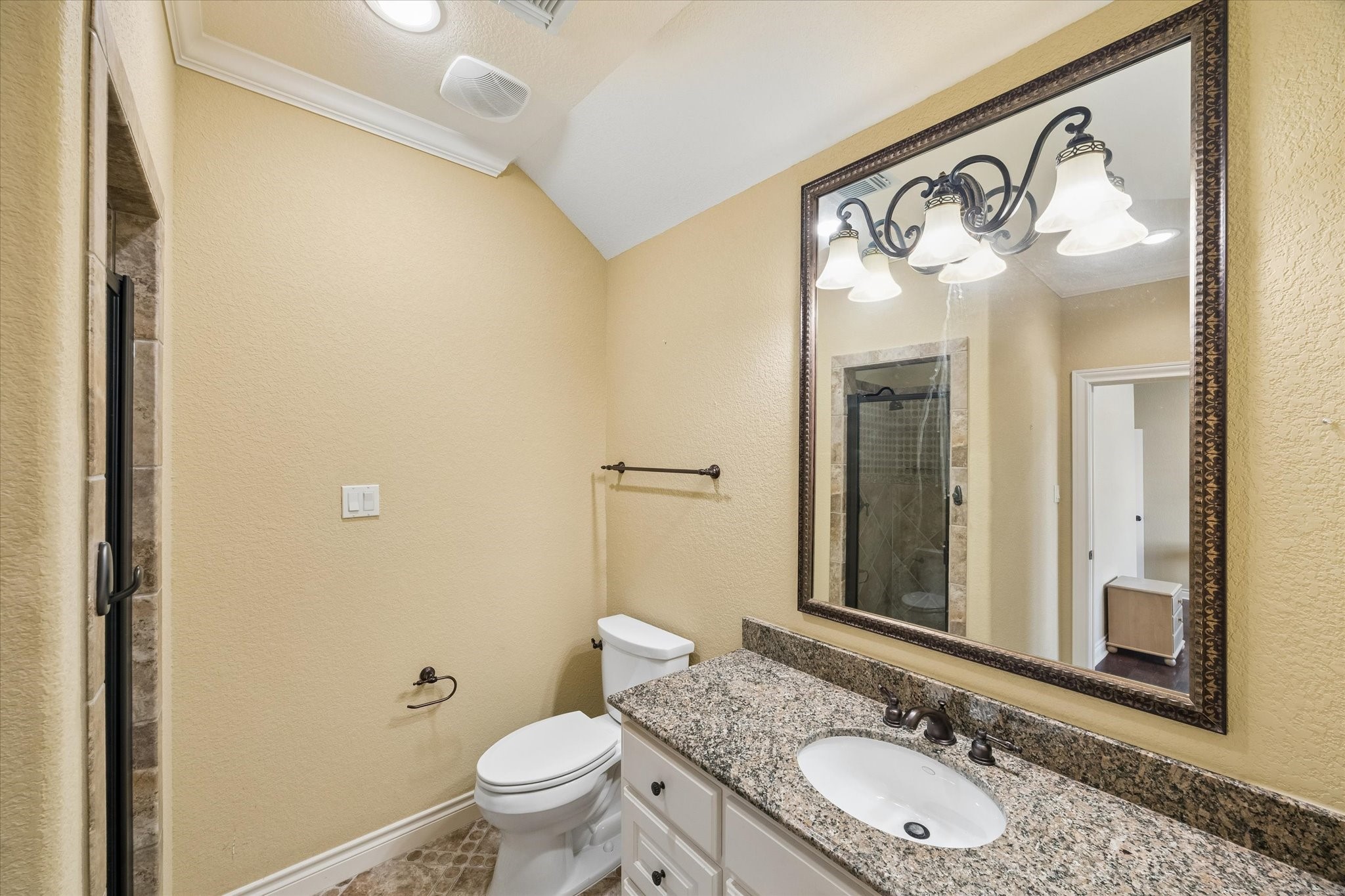 2103 Airline Drive, Friendswood, TX 77546