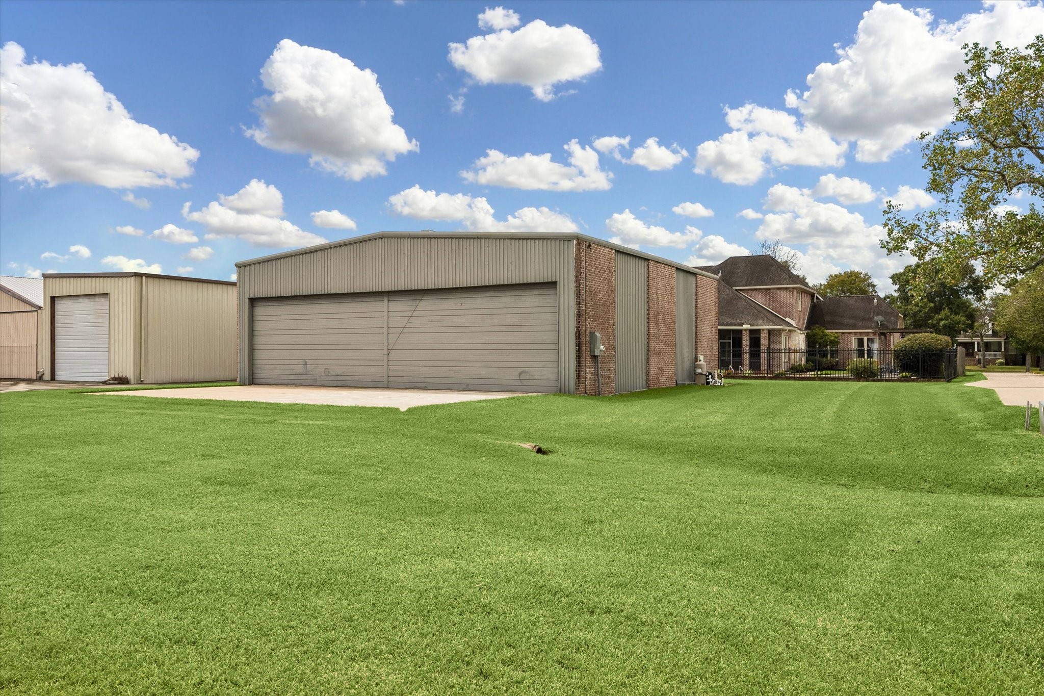 2103 Airline Drive, Friendswood, TX 77546