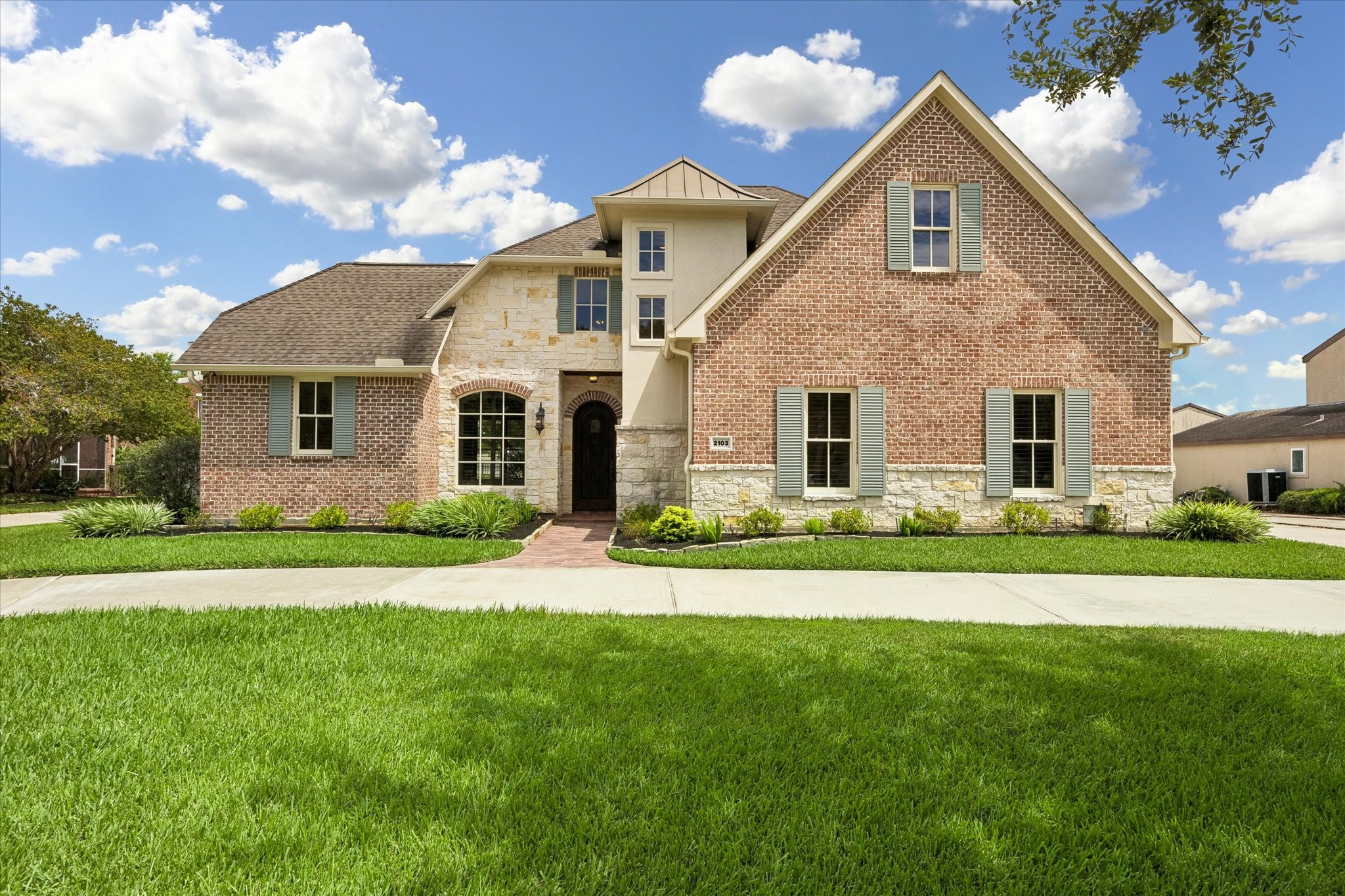 2103 Airline Drive, Friendswood, TX 77546
