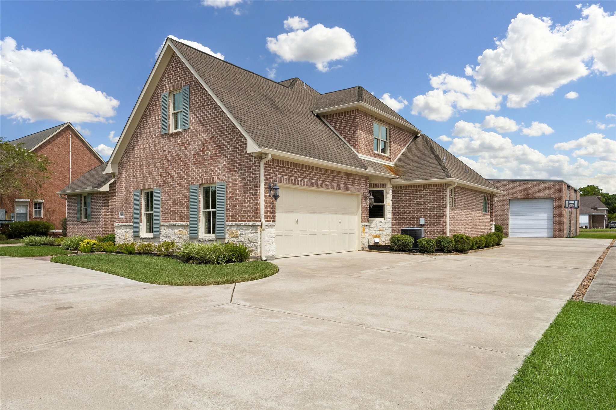 2103 Airline Drive, Friendswood, TX 77546
