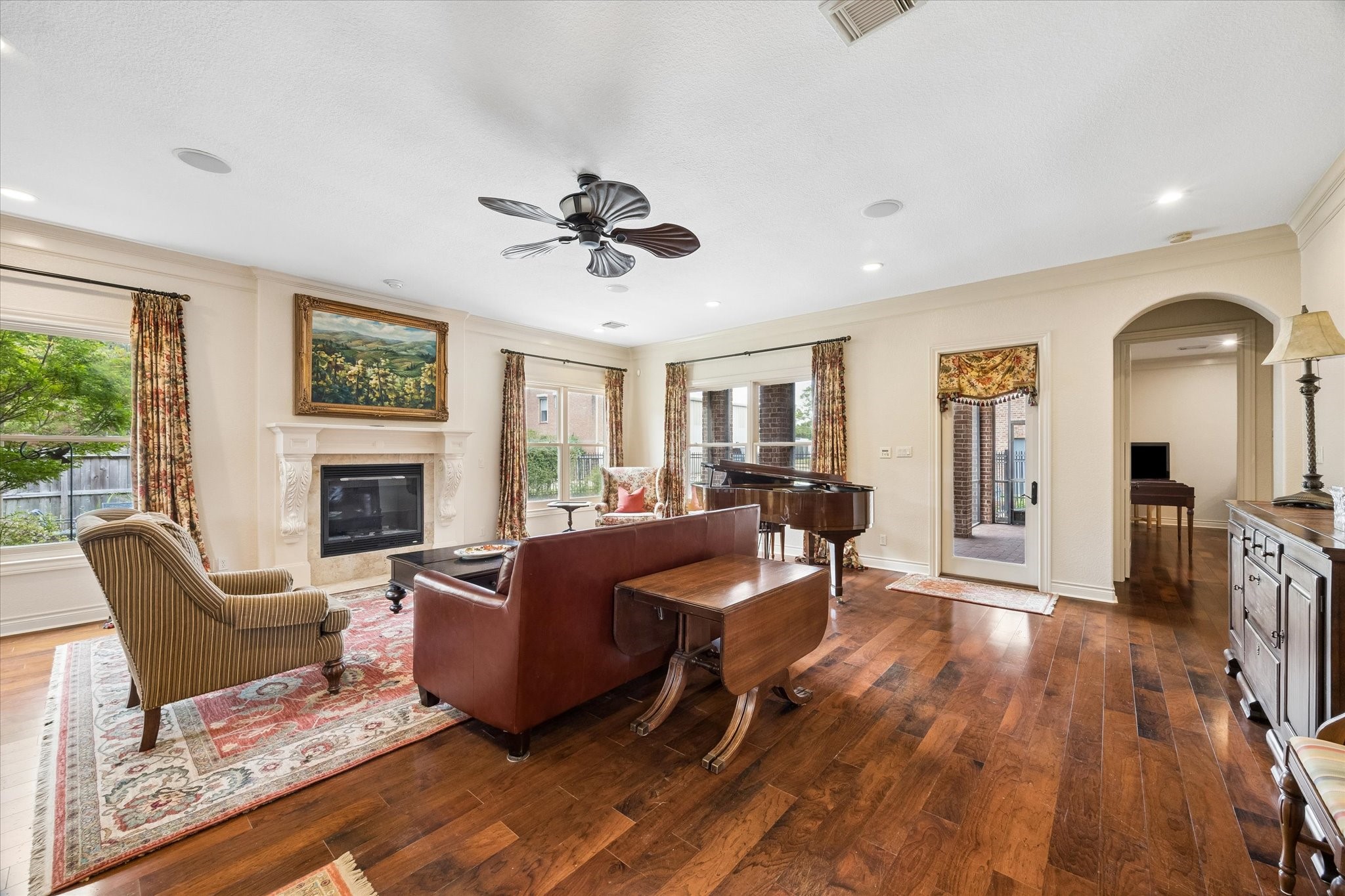 2103 Airline Drive, Friendswood, TX 77546