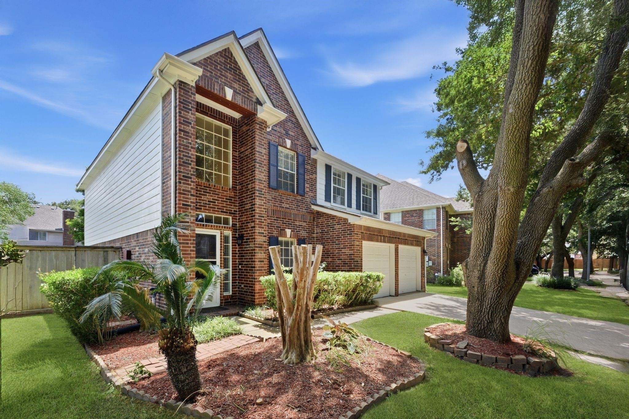 3126 Waters View Dr, Sugar Land, TX 77478