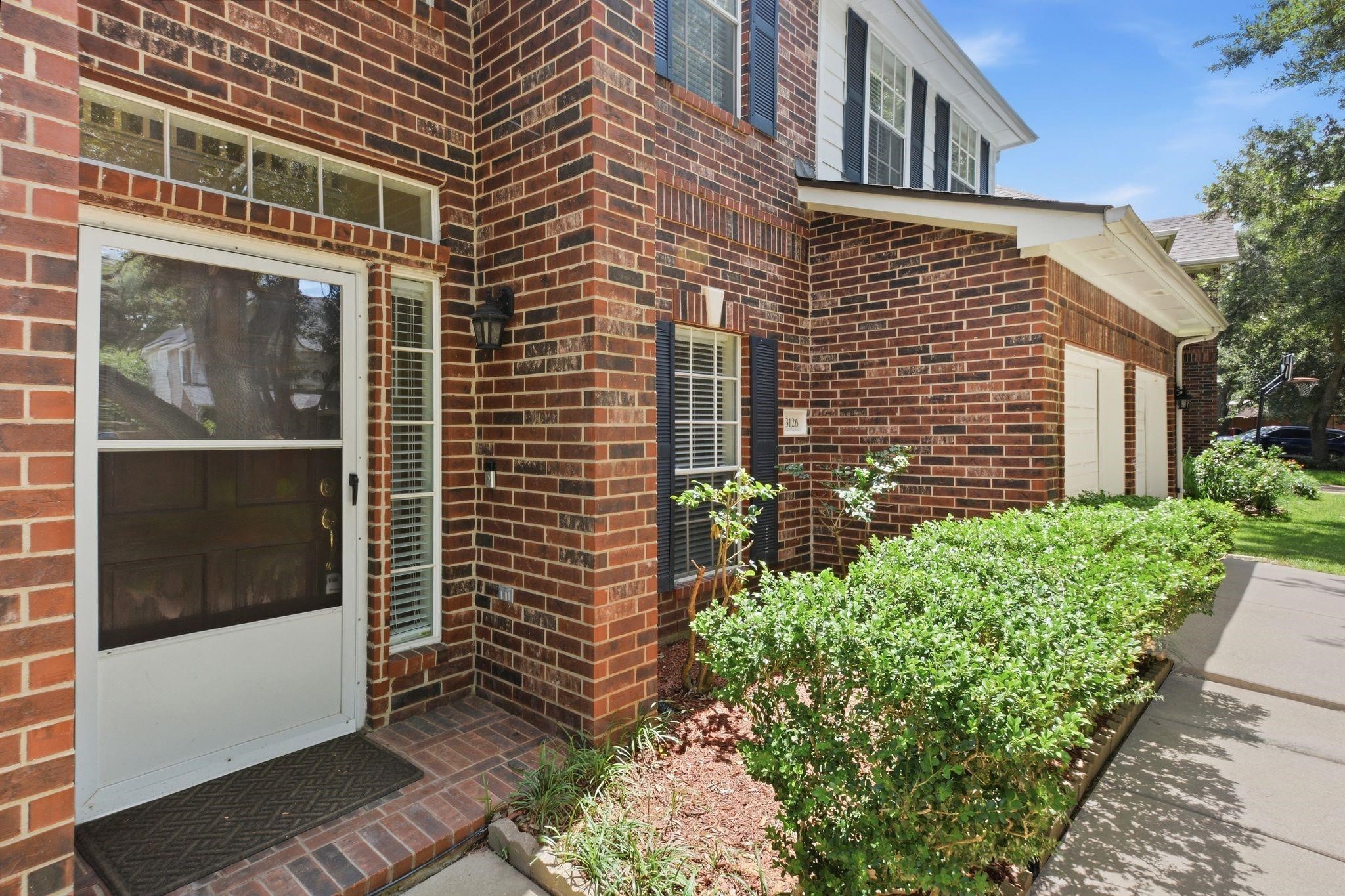 3126 Waters View Dr, Sugar Land, TX 77478