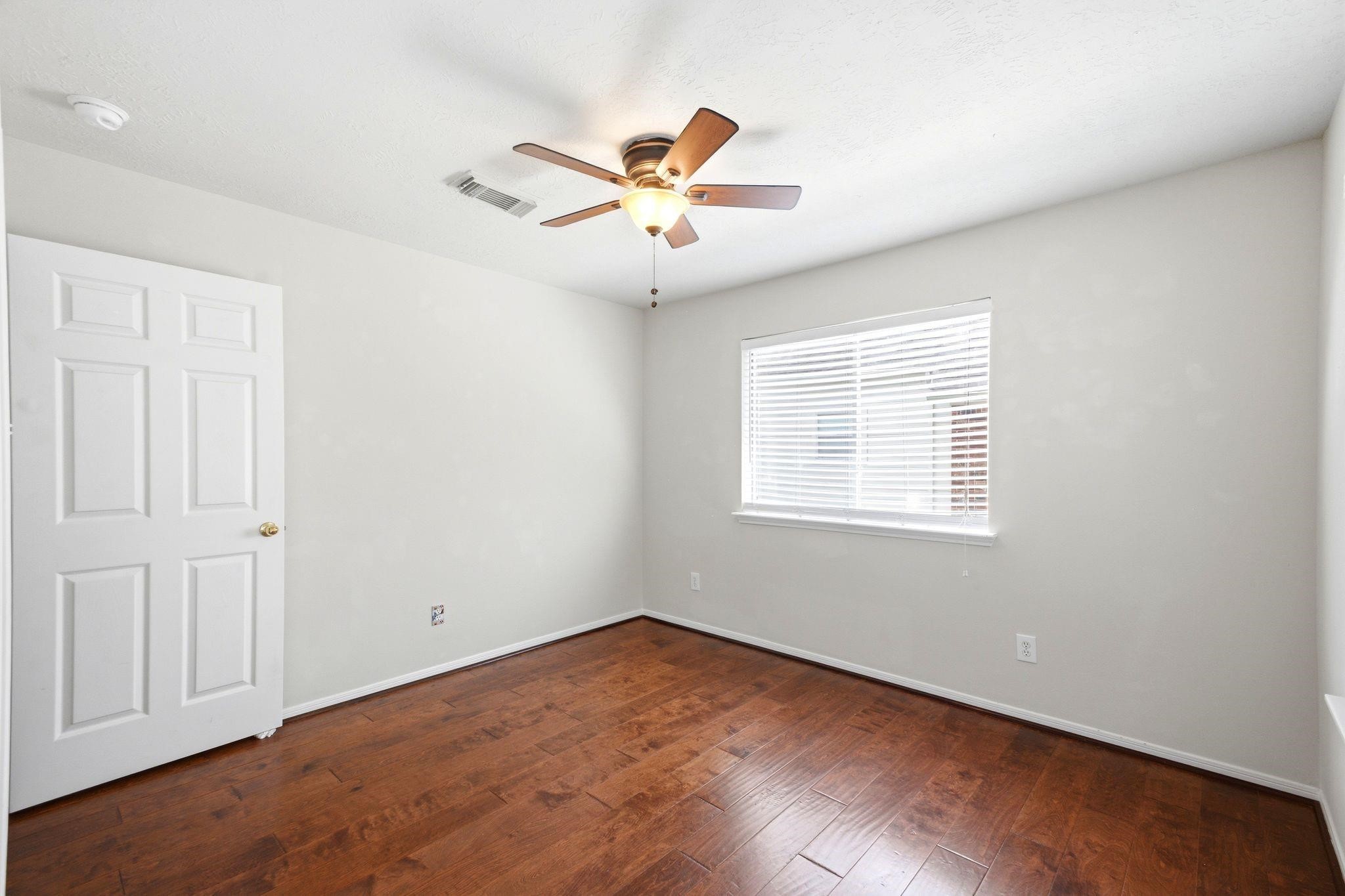 3126 Waters View Dr, Sugar Land, TX 77478