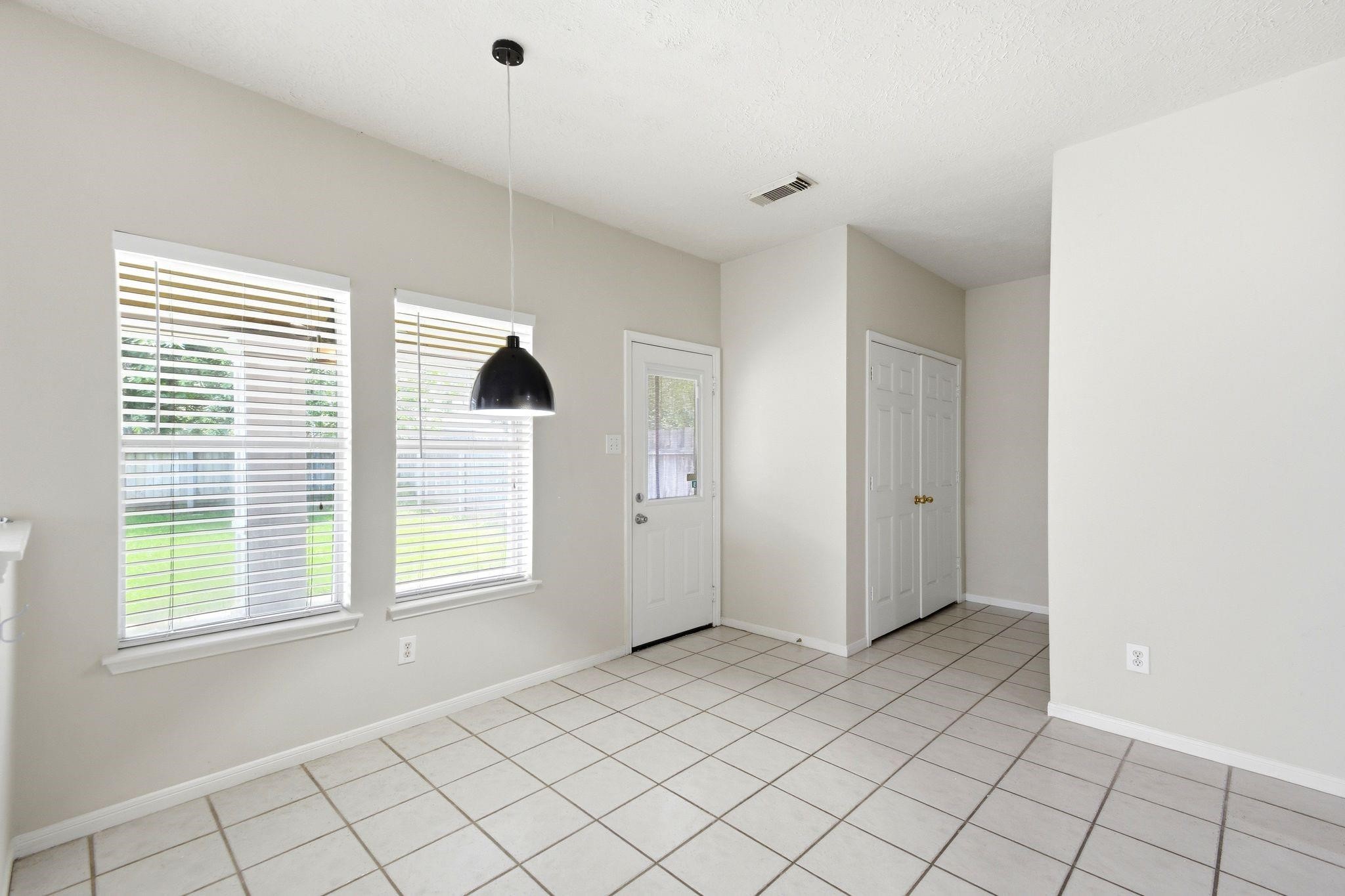 3126 Waters View Dr, Sugar Land, TX 77478
