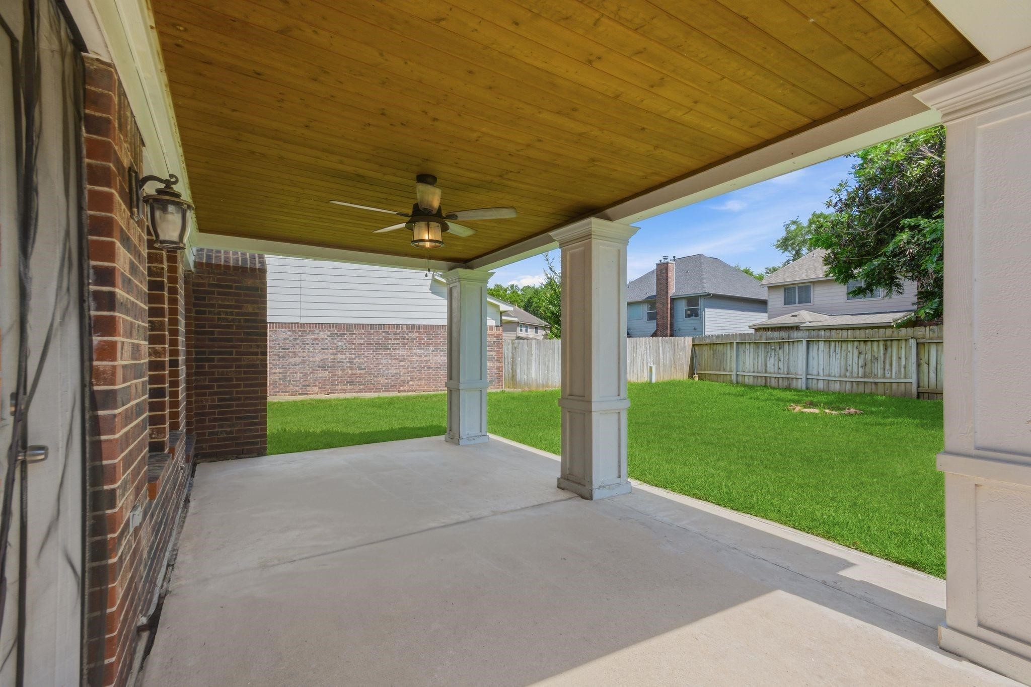 3126 Waters View Dr, Sugar Land, TX 77478