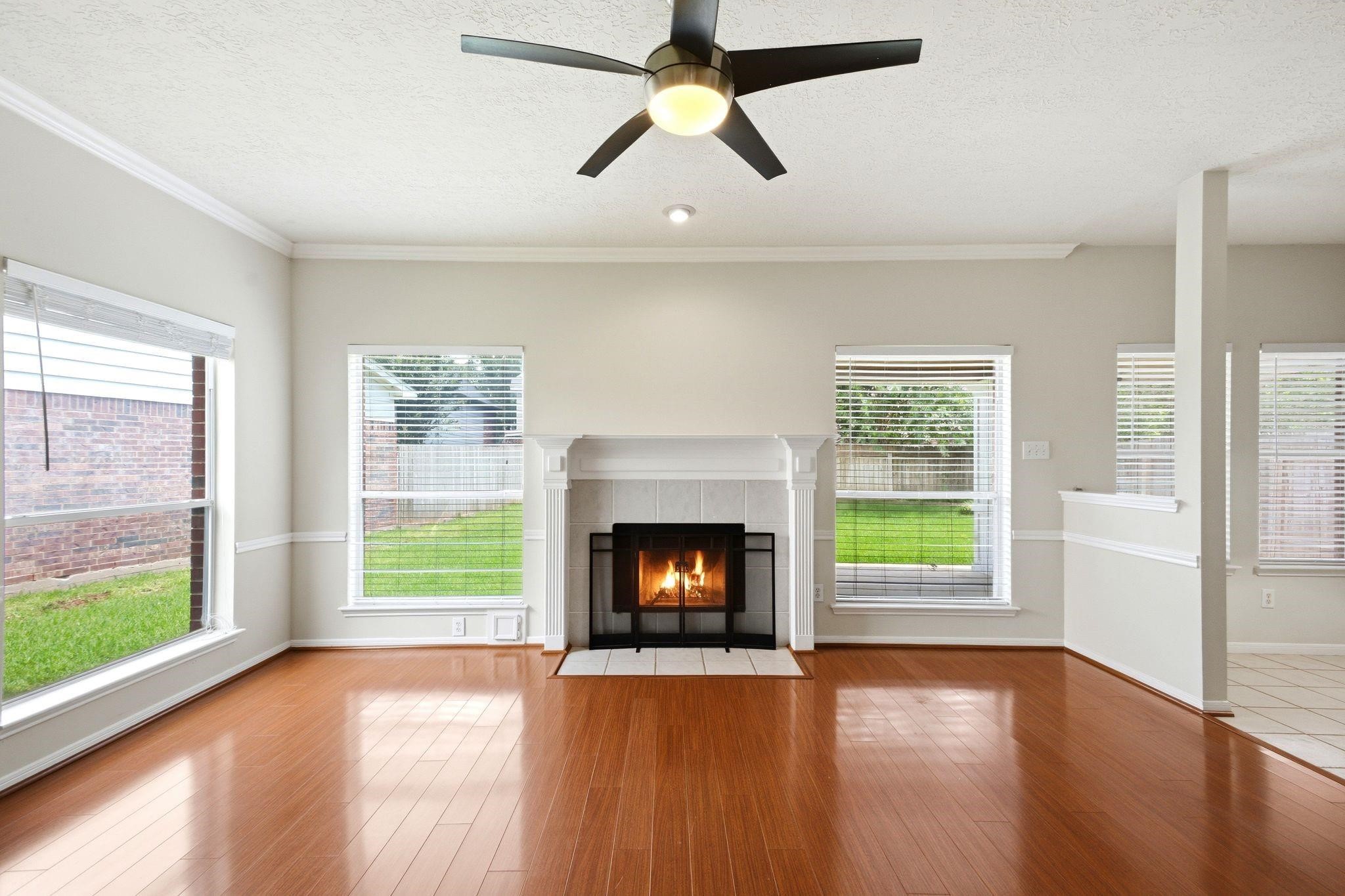 3126 Waters View Dr, Sugar Land, TX 77478