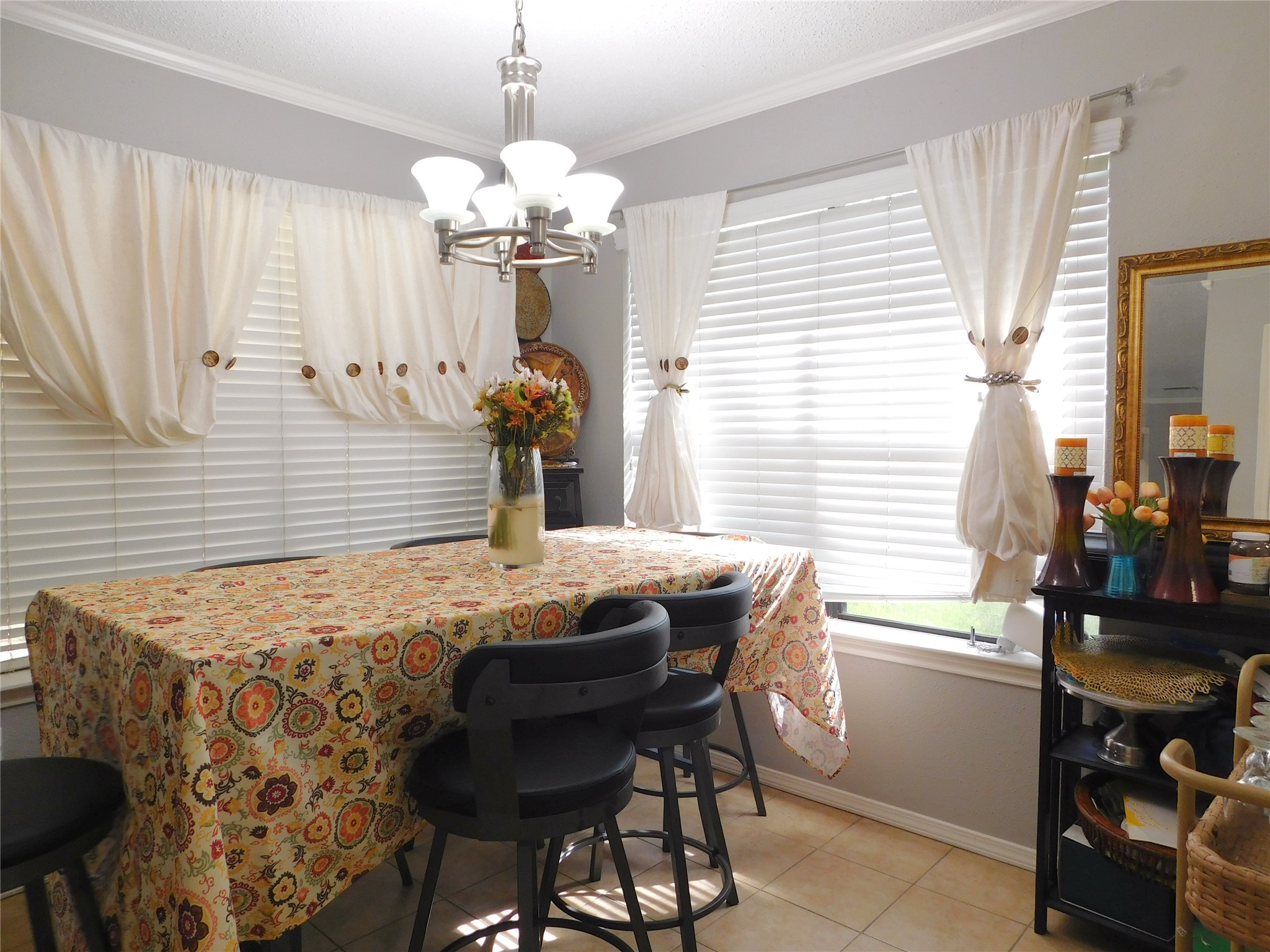 1703 Regal Blue Court, Fresno, TX 77545