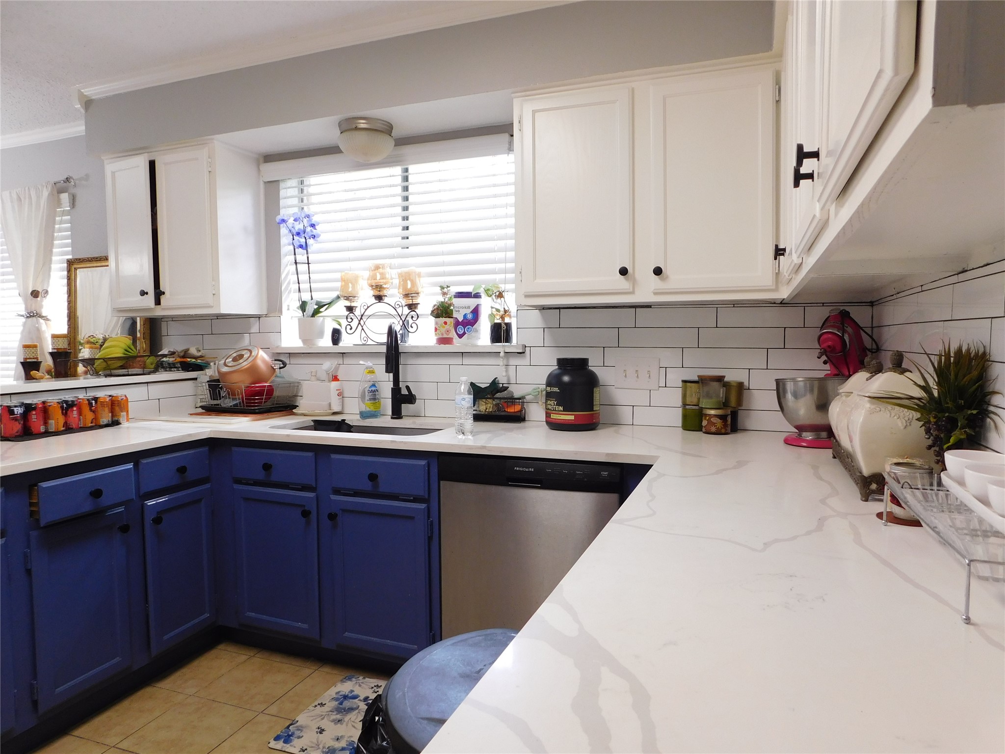1703 Regal Blue Court, Fresno, TX 77545